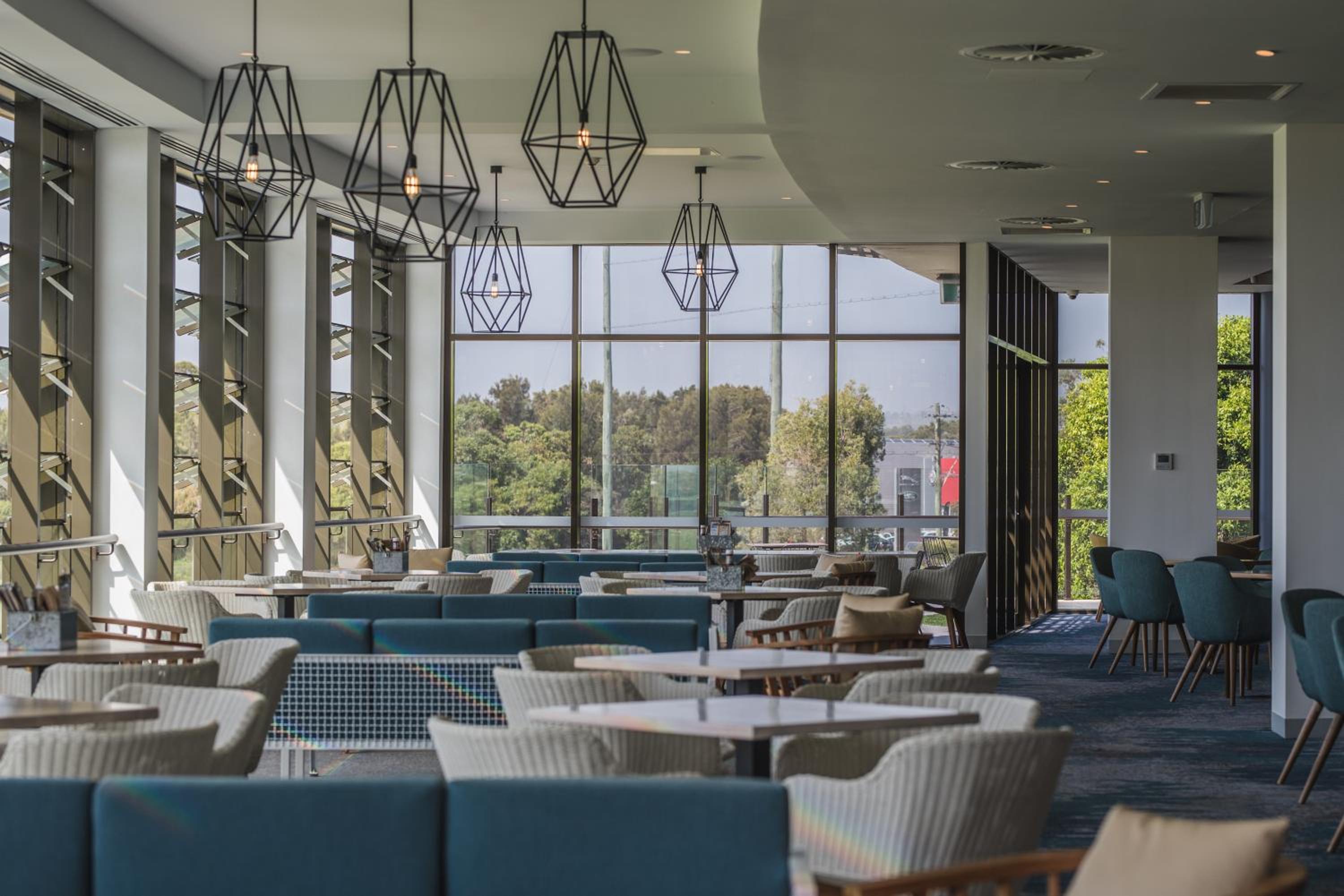 Wollongong Vacations - Best Western City Sands - Property Image 1