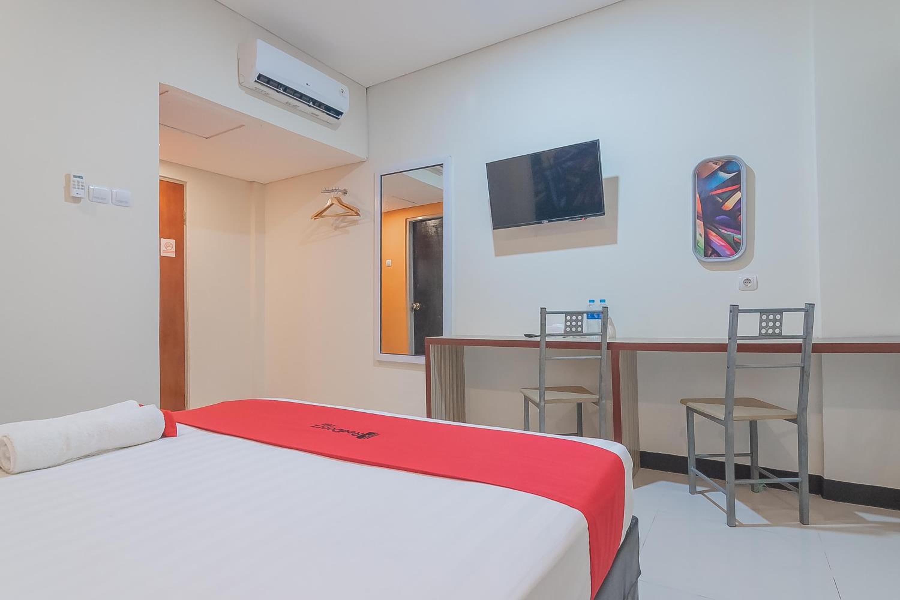 RedDoorz at Rajawali KM 5 Palangkaraya