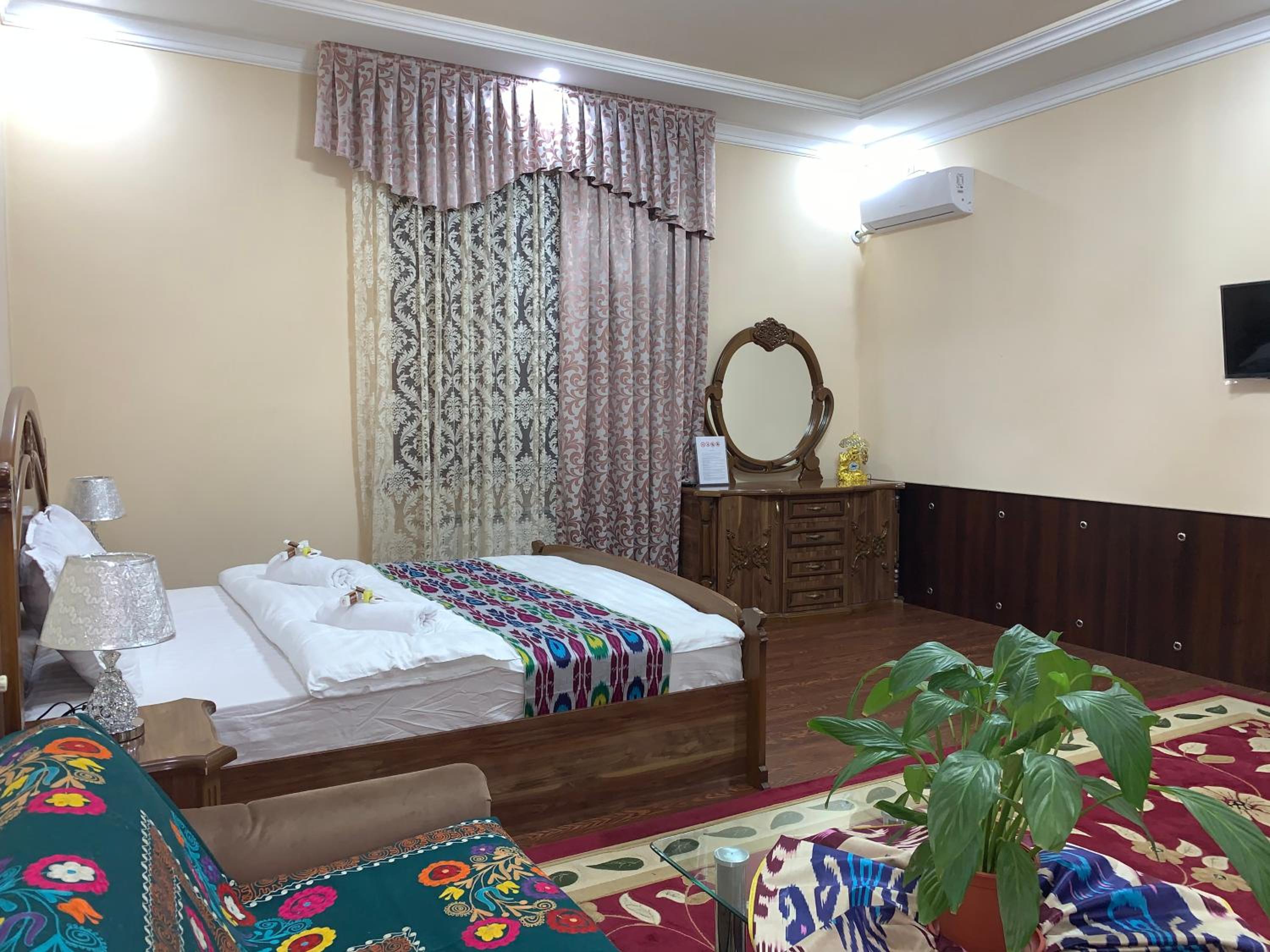 Sitorabonu-Guest House