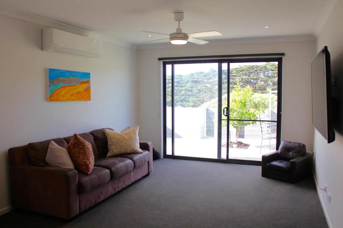 Warrnambool Vacations - Your Home Away From Home - Property Image 11