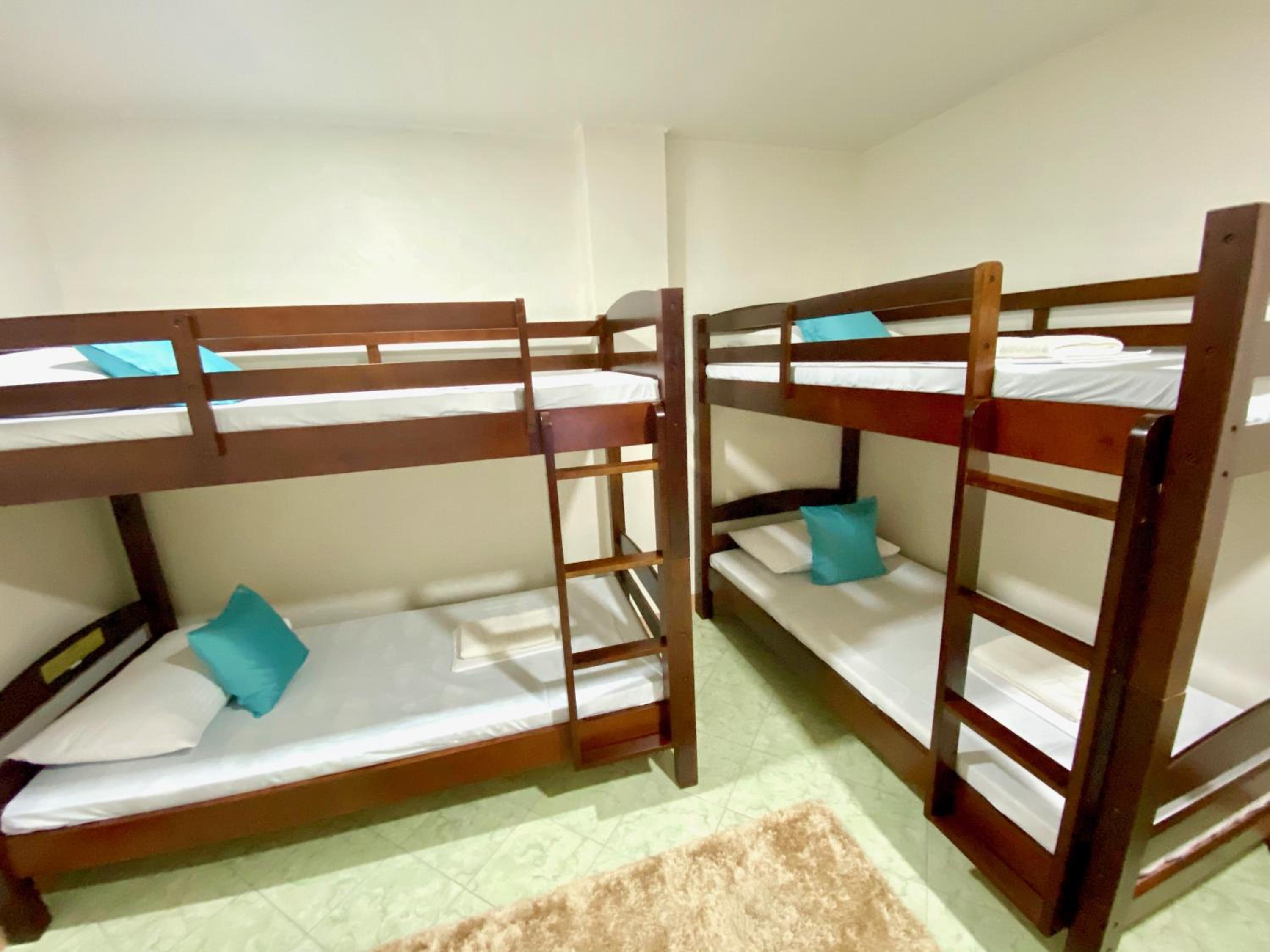RQS Hostel, photo 34