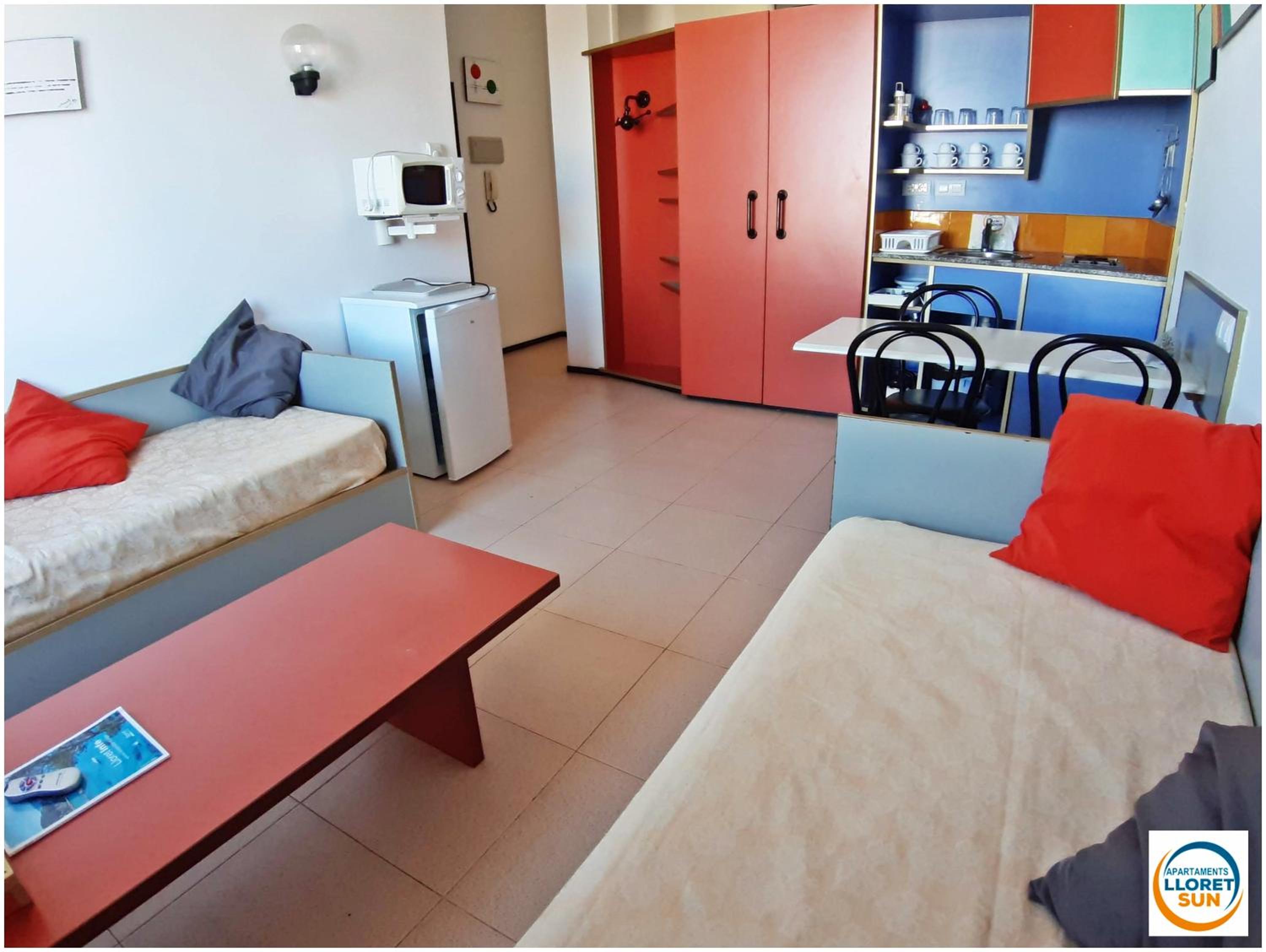 Apartments Lloret Sun