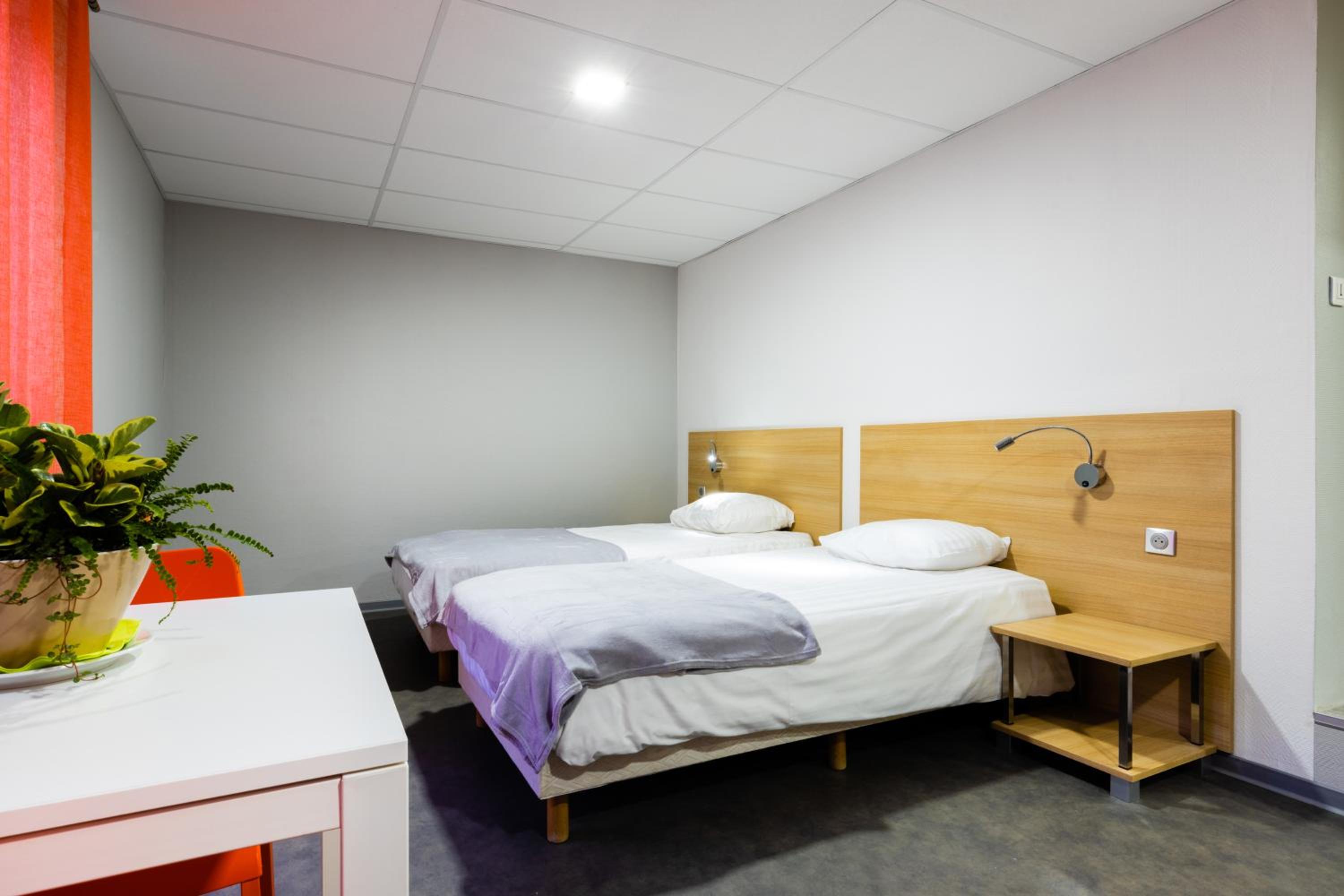 Mulhouse Vacations - Hotel-Restaurant Espace Squash 3000 - Property Image 1