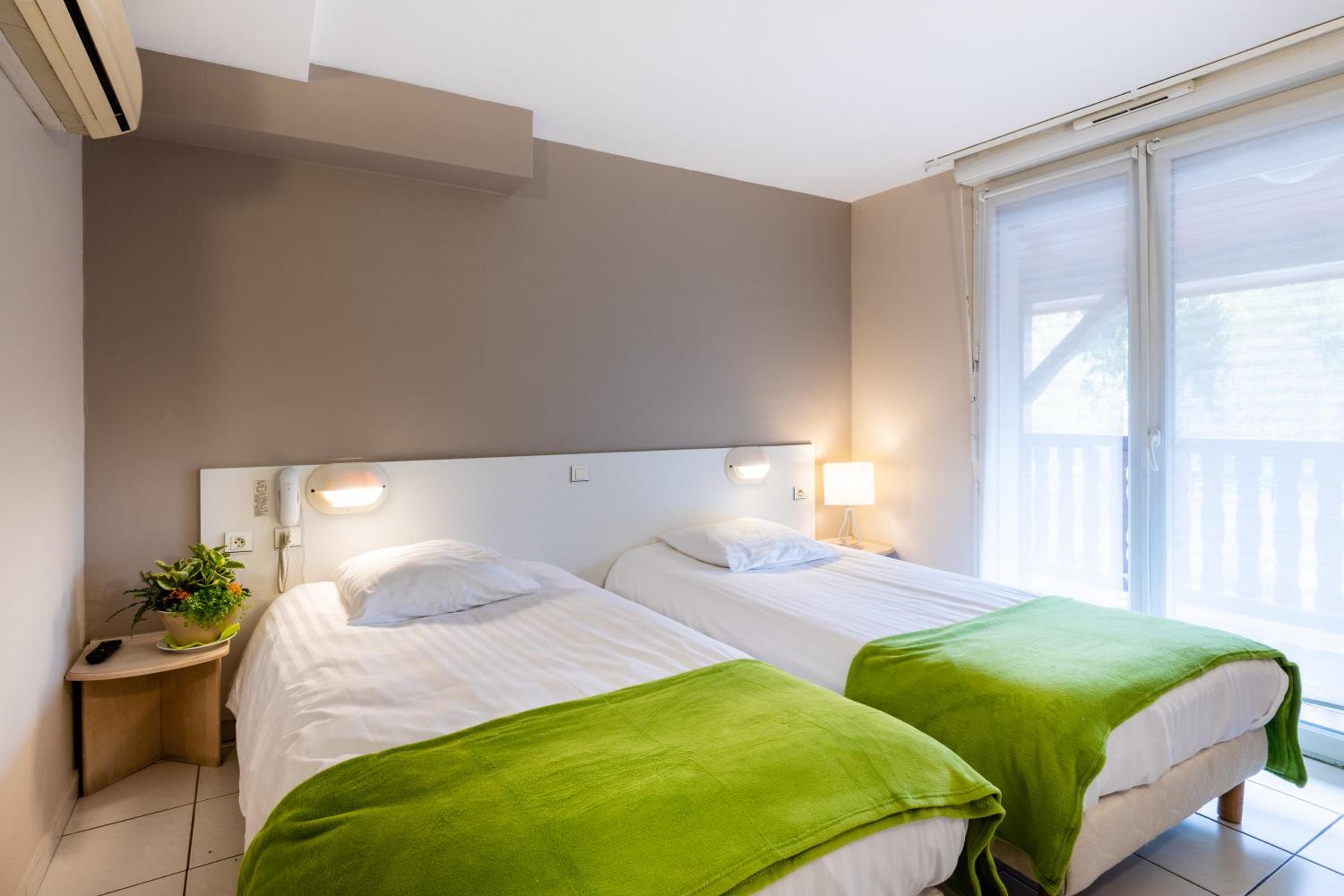 Mulhouse Vacations - Hotel-Restaurant Espace Squash 3000 - Property Image 3