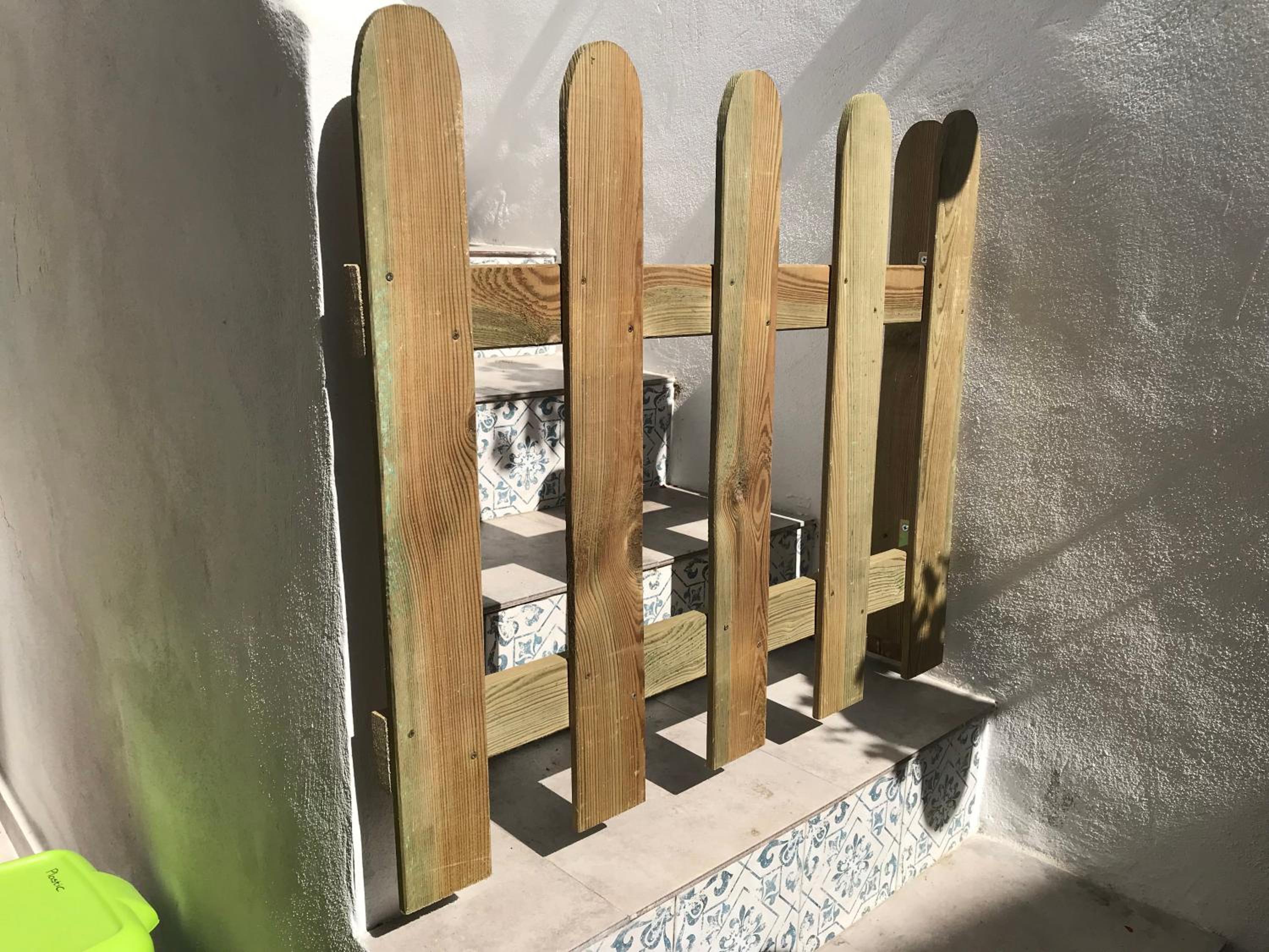 Malaga Beach House, 2 city bikes, 2 children's bikes, WiFi, BIG terrace, BBQ, Family, Childfriendly