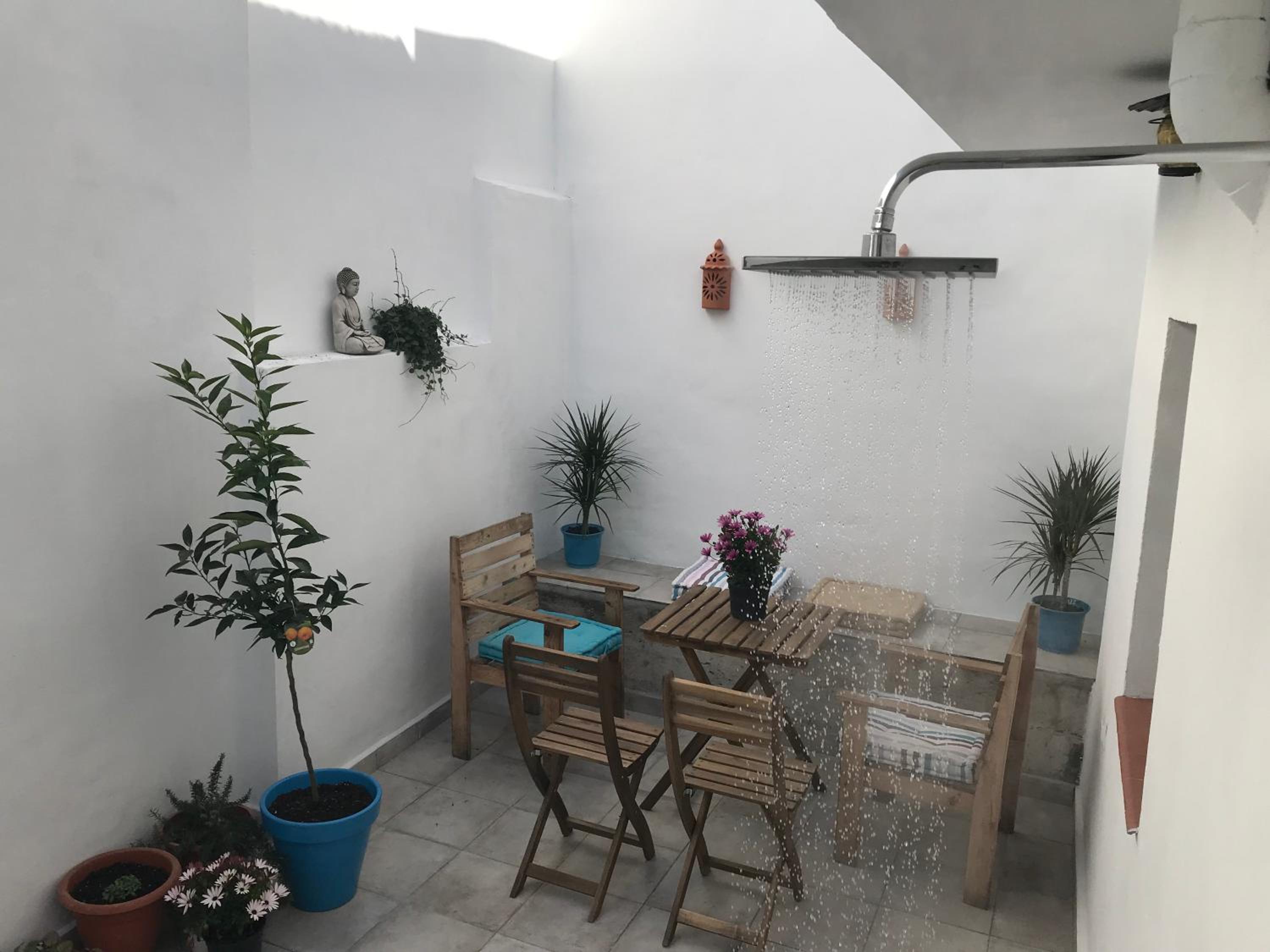 Malaga Beach House, 2 city bikes, 2 children's bikes, WiFi, BIG terrace, BBQ, Family, Childfriendly