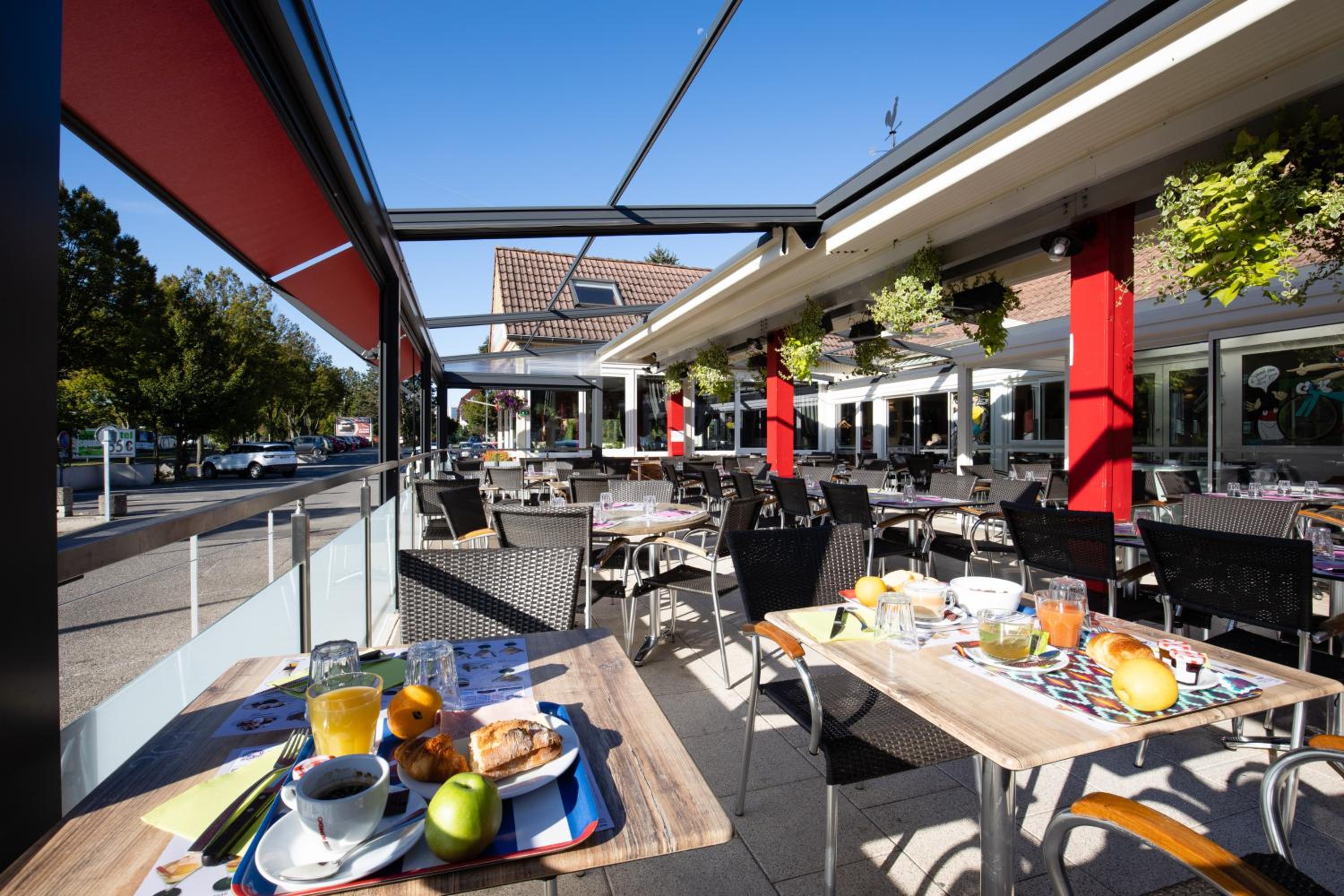 Mulhouse Vacations - Hotel-Restaurant Espace Squash 3000 - Property Image 4