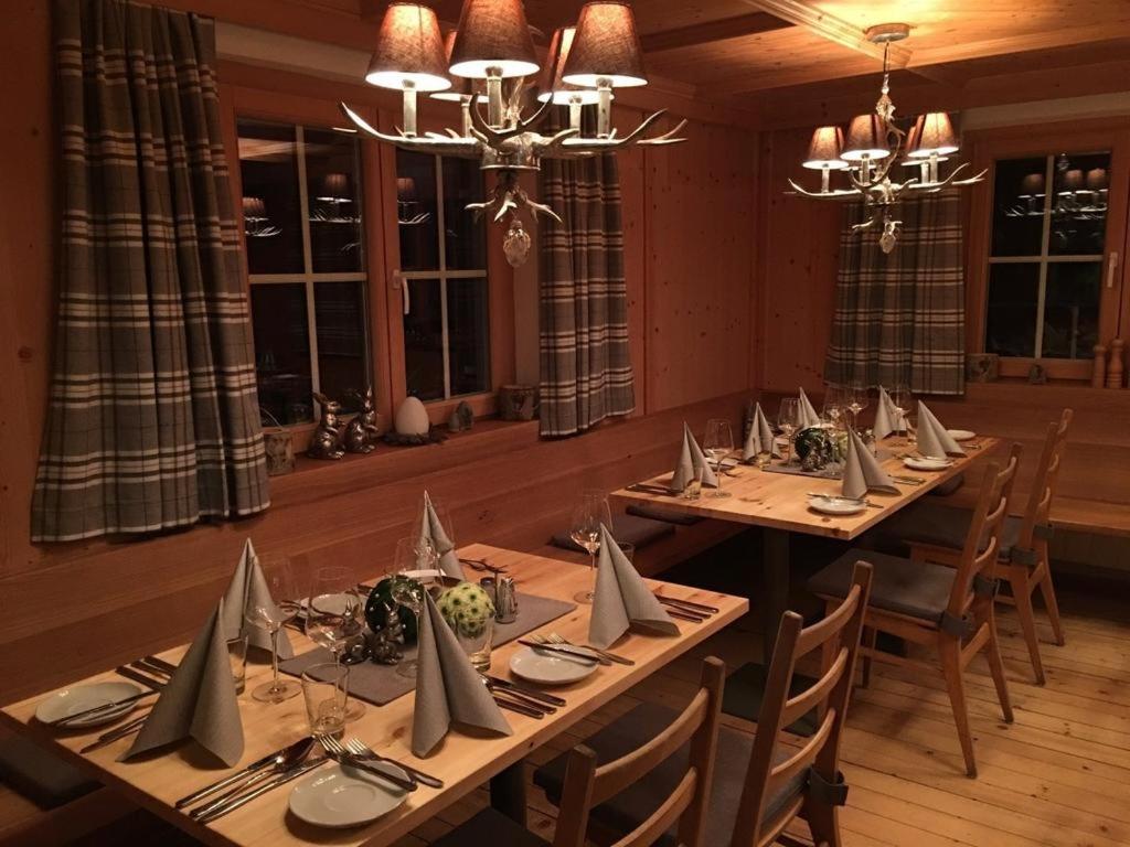 restaurant