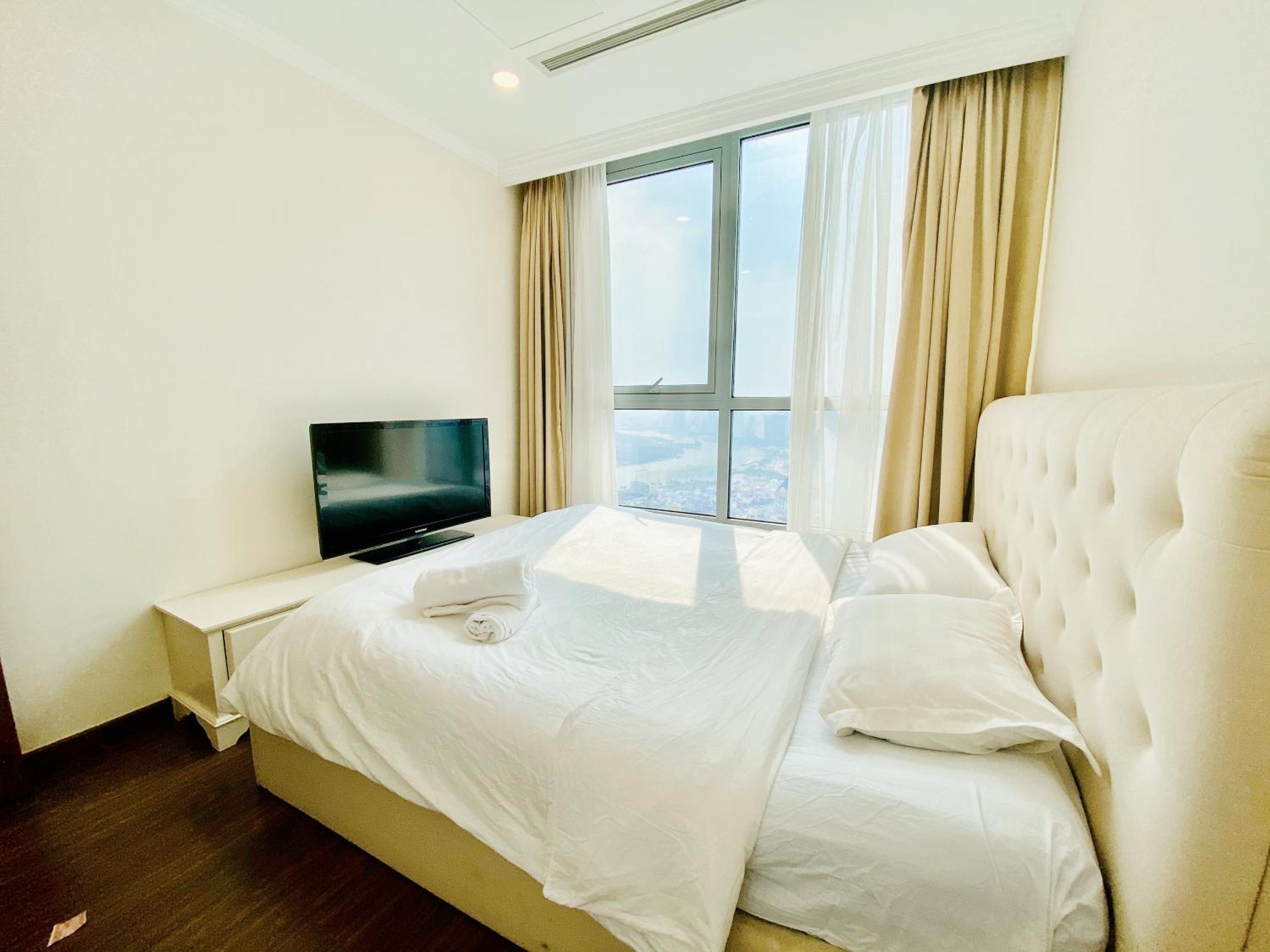 The Luxe Nest Landmark 81