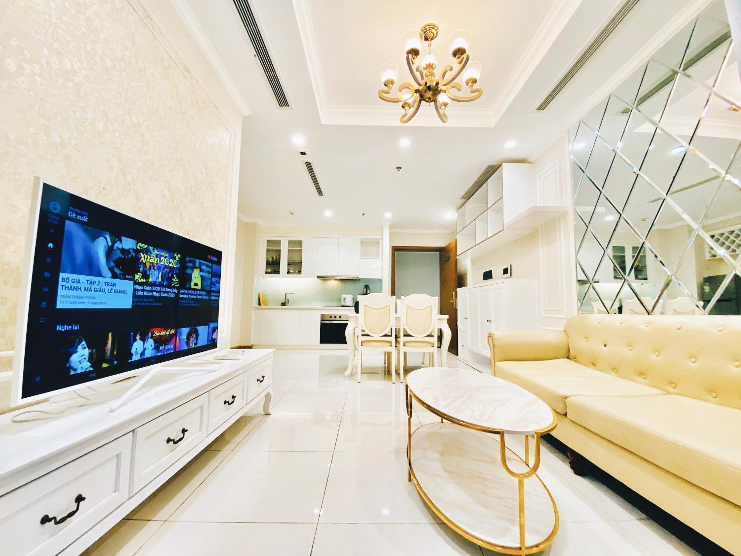 The Luxe Nest Landmark 81