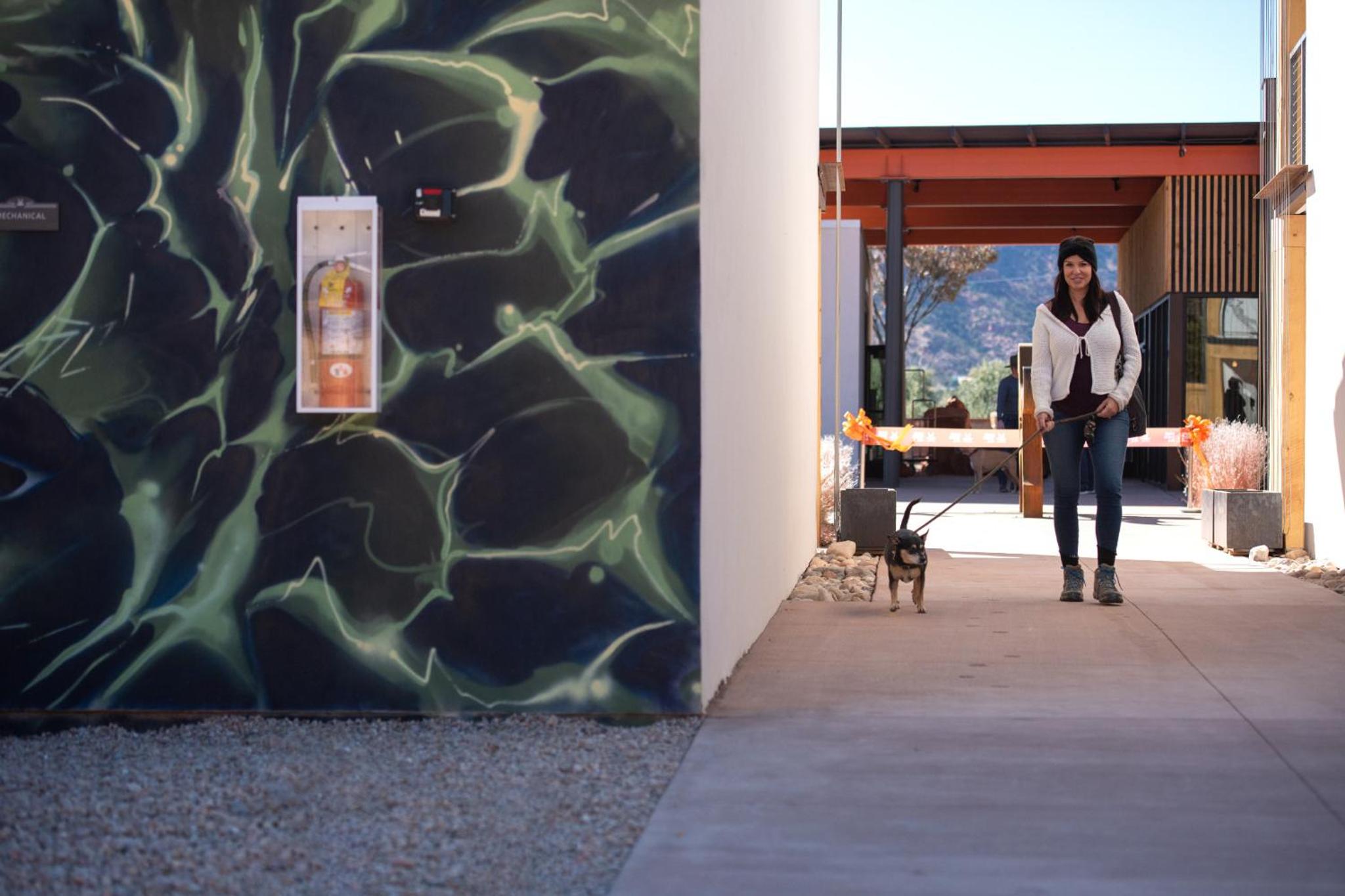 Kanab Vacations - Best Friends Roadhouse and Mercantile - Property Image 5