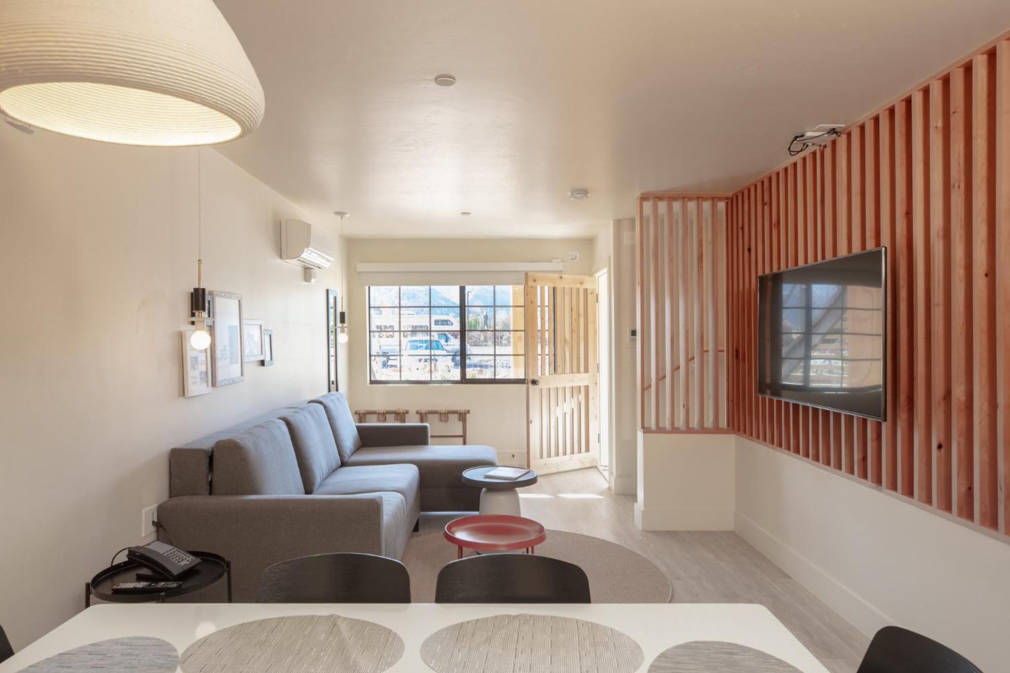 Kanab Vacations - Best Friends Roadhouse and Mercantile - Property Image 6