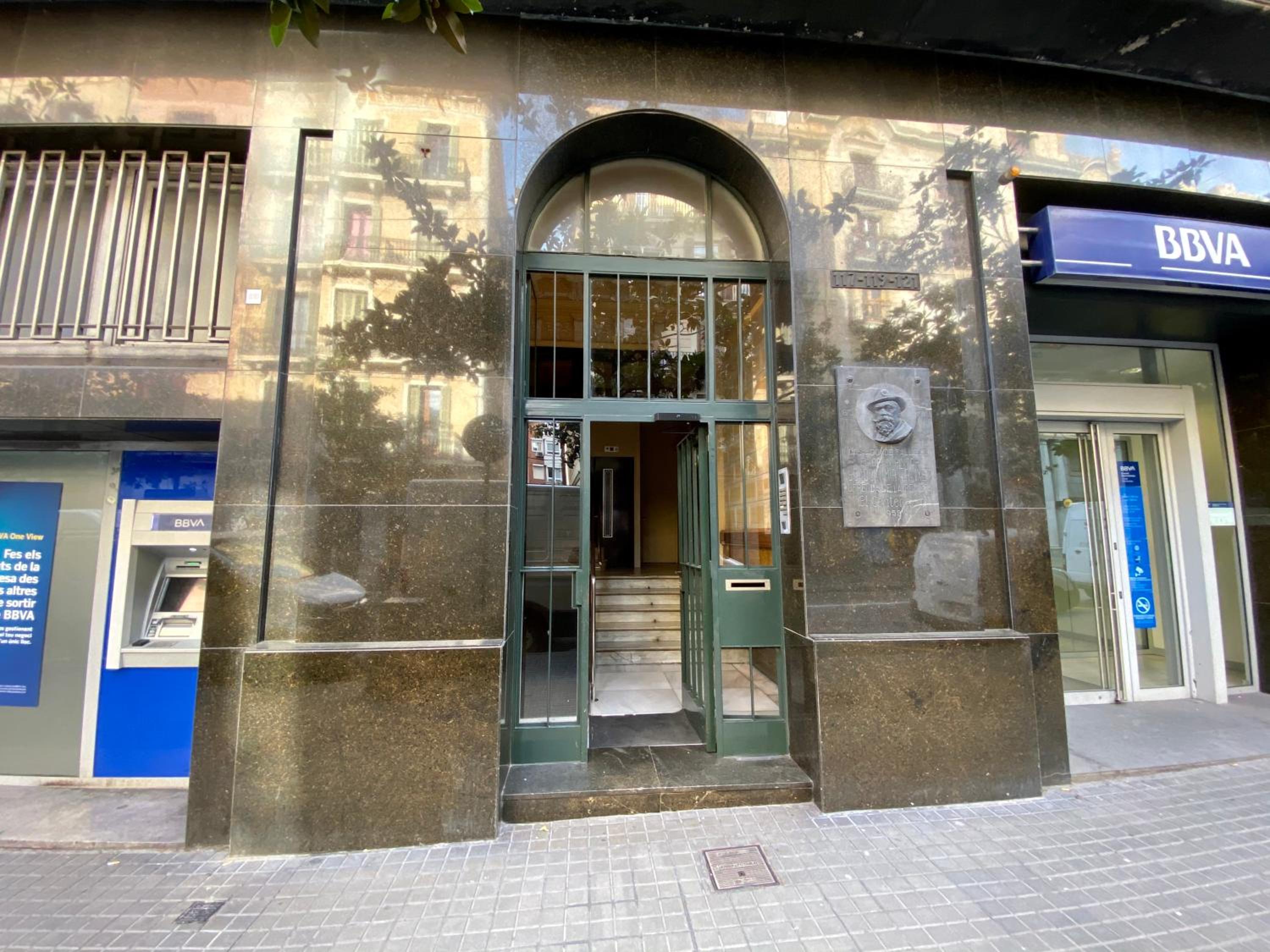 Barcelona Housing recommend for Students