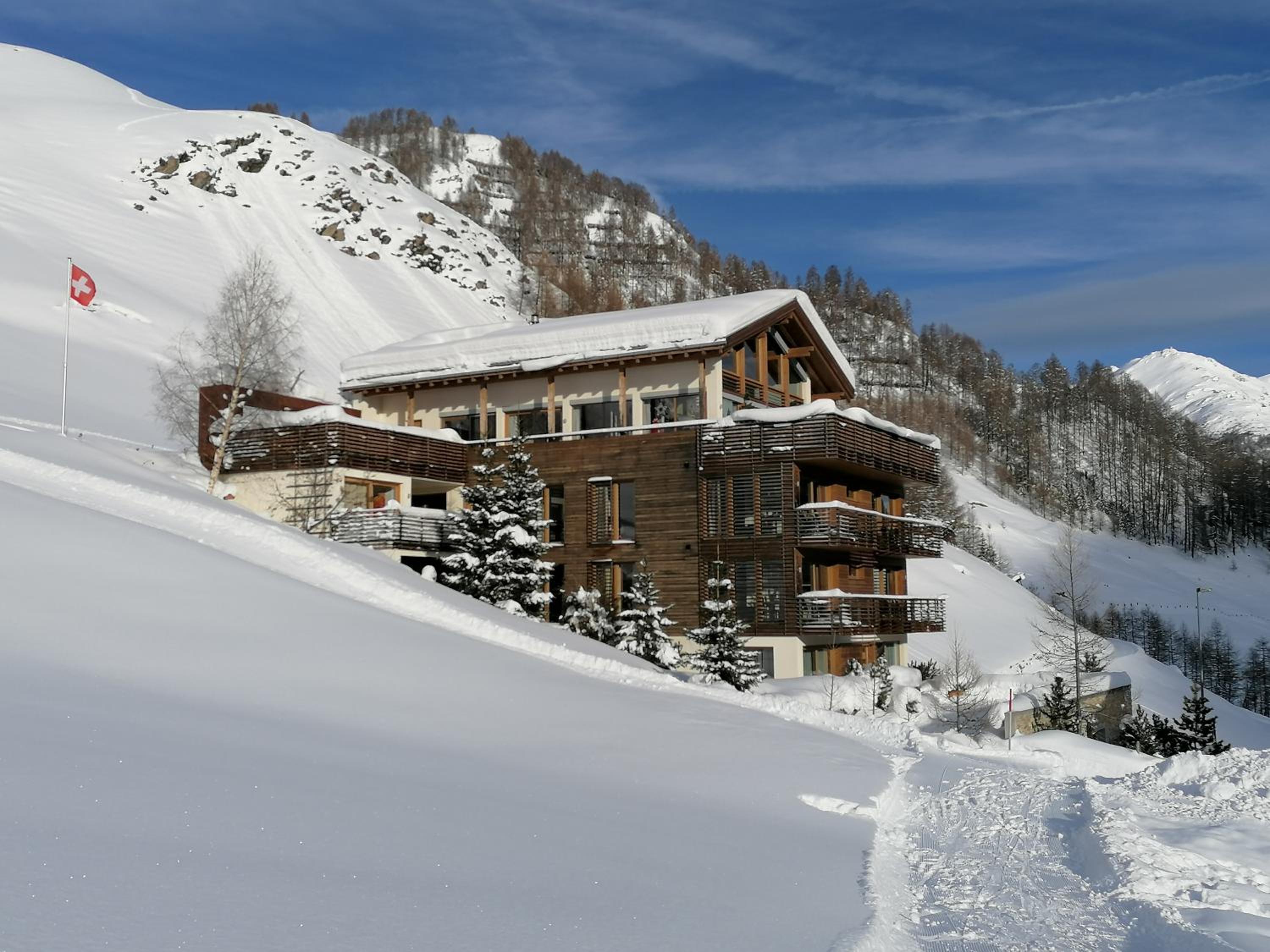 Hotel Apart Lischana - Image 1