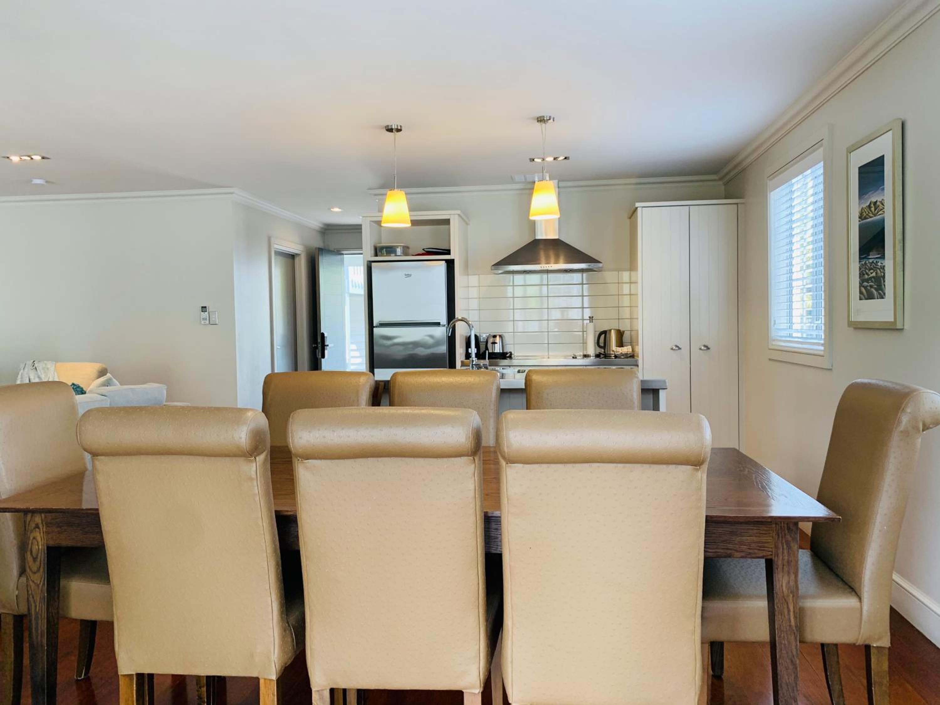 Tinkerbell Cottage 2-4 Bedroom- Russell Cottages Collection view 5