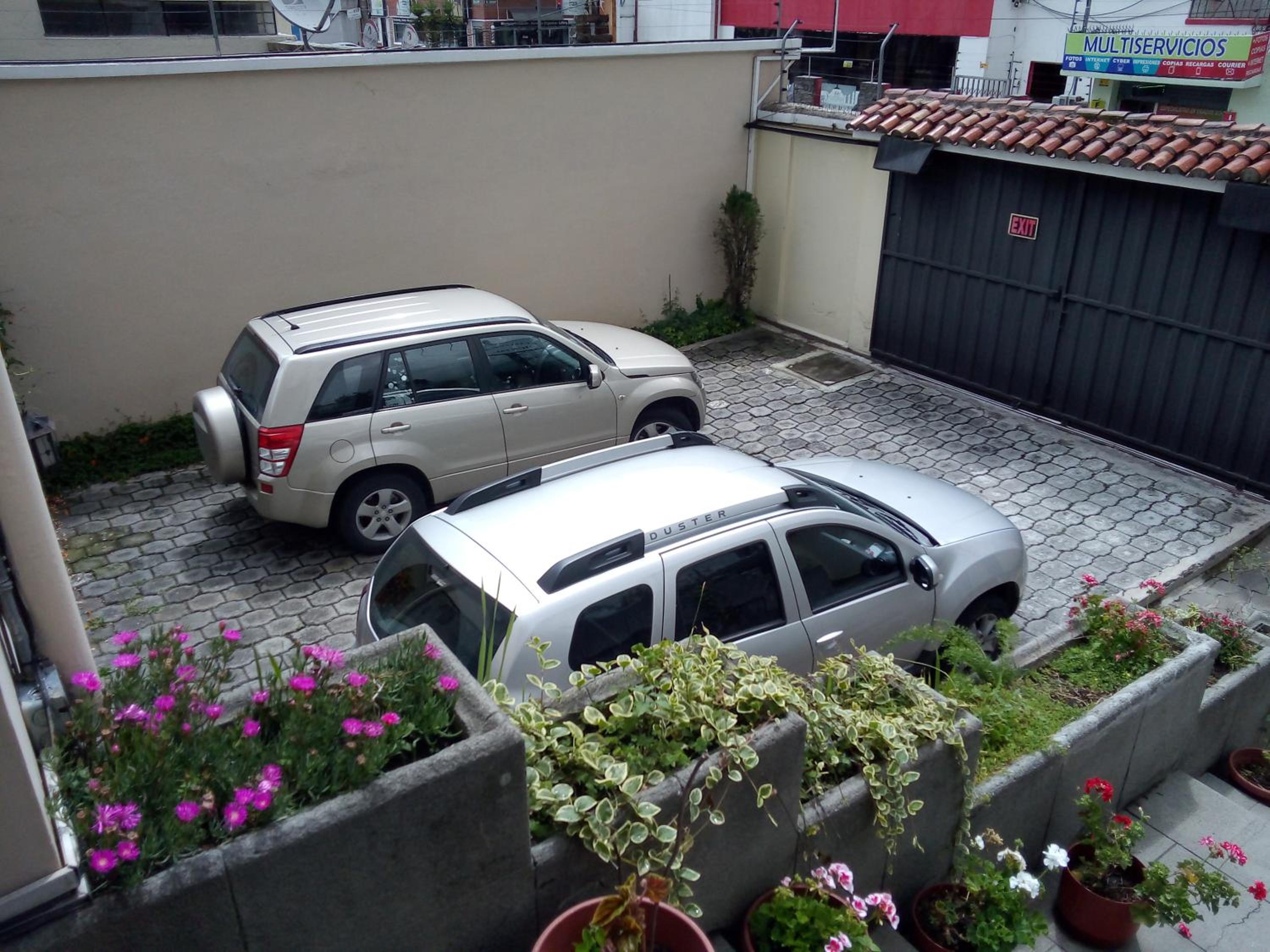 Photo 11