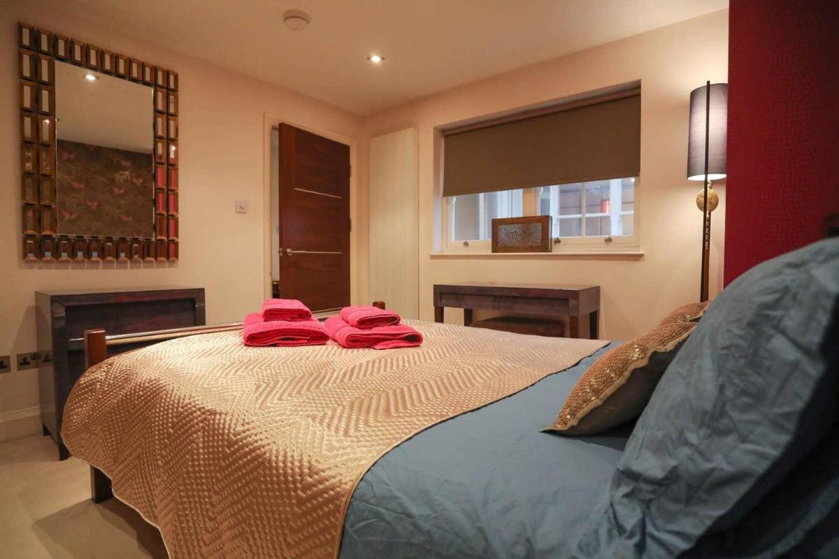 Lovely Central 2 Bed Garden Flat Warren Street