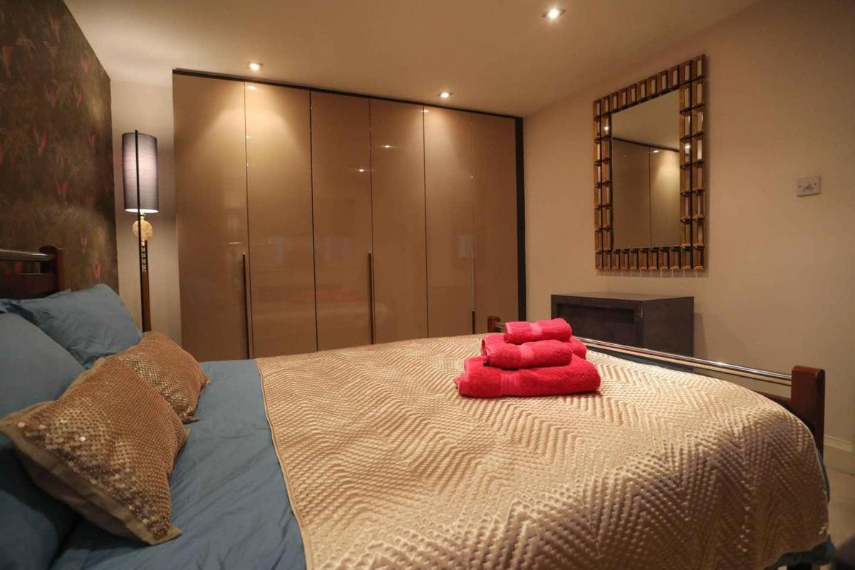 Lovely Central 2 Bed Garden Flat Warren Street