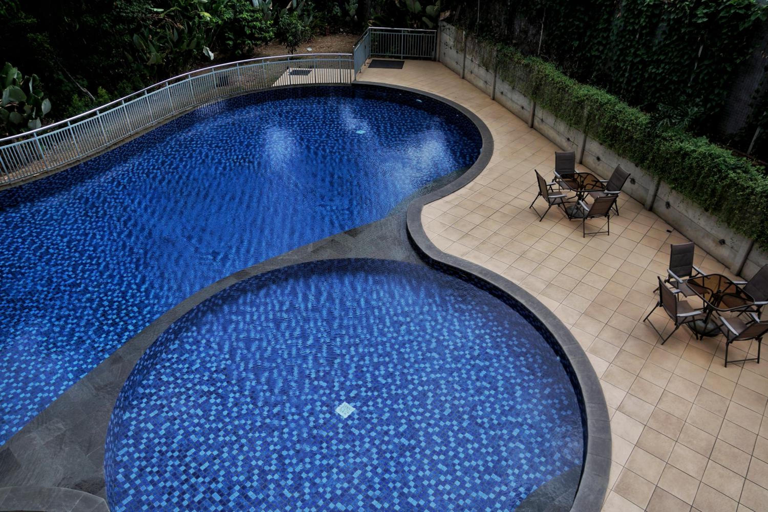 Dago Suite 3BR Luxury Apartment, バンドン - 15
