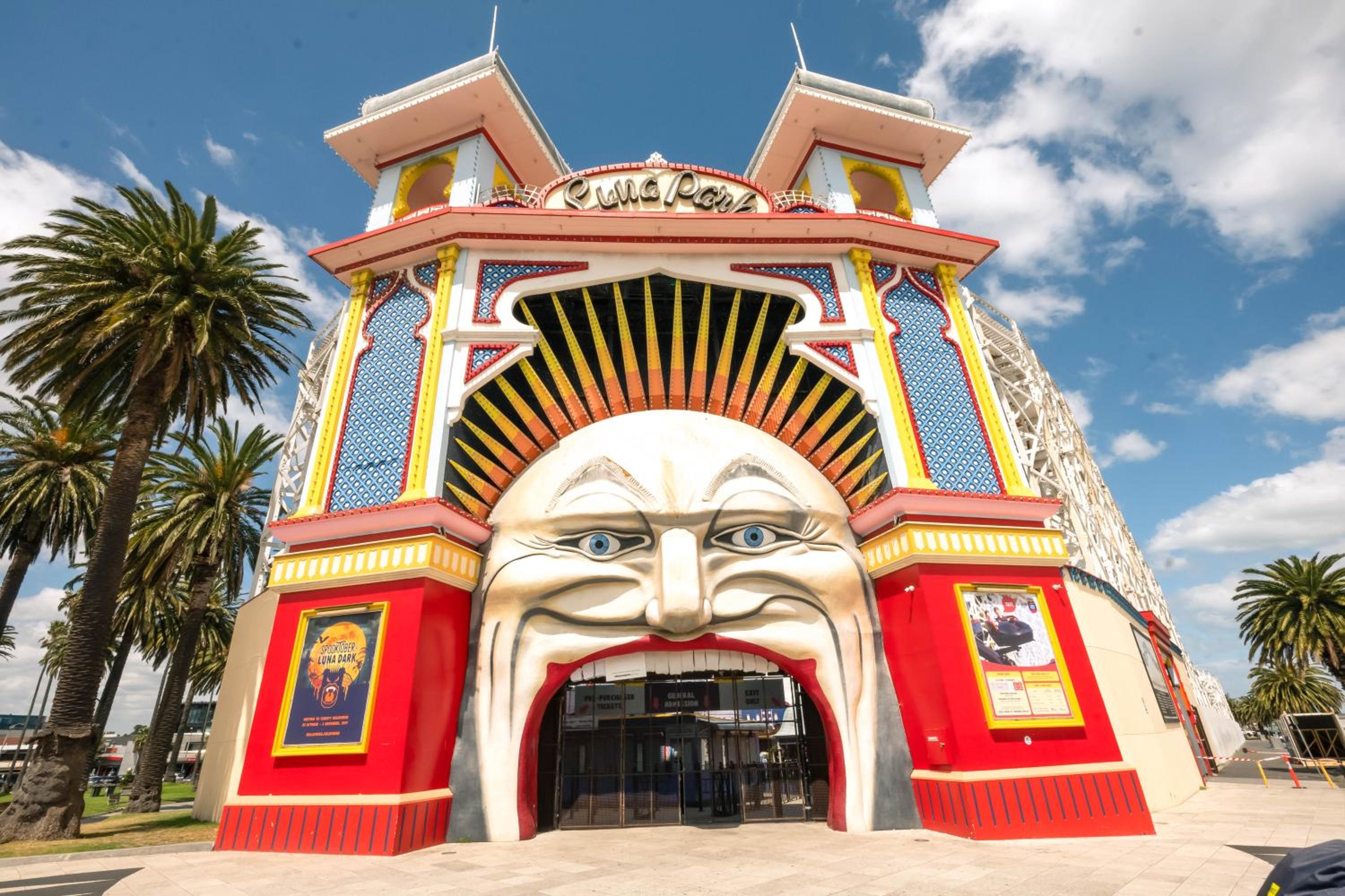 YHA Melbourne Central