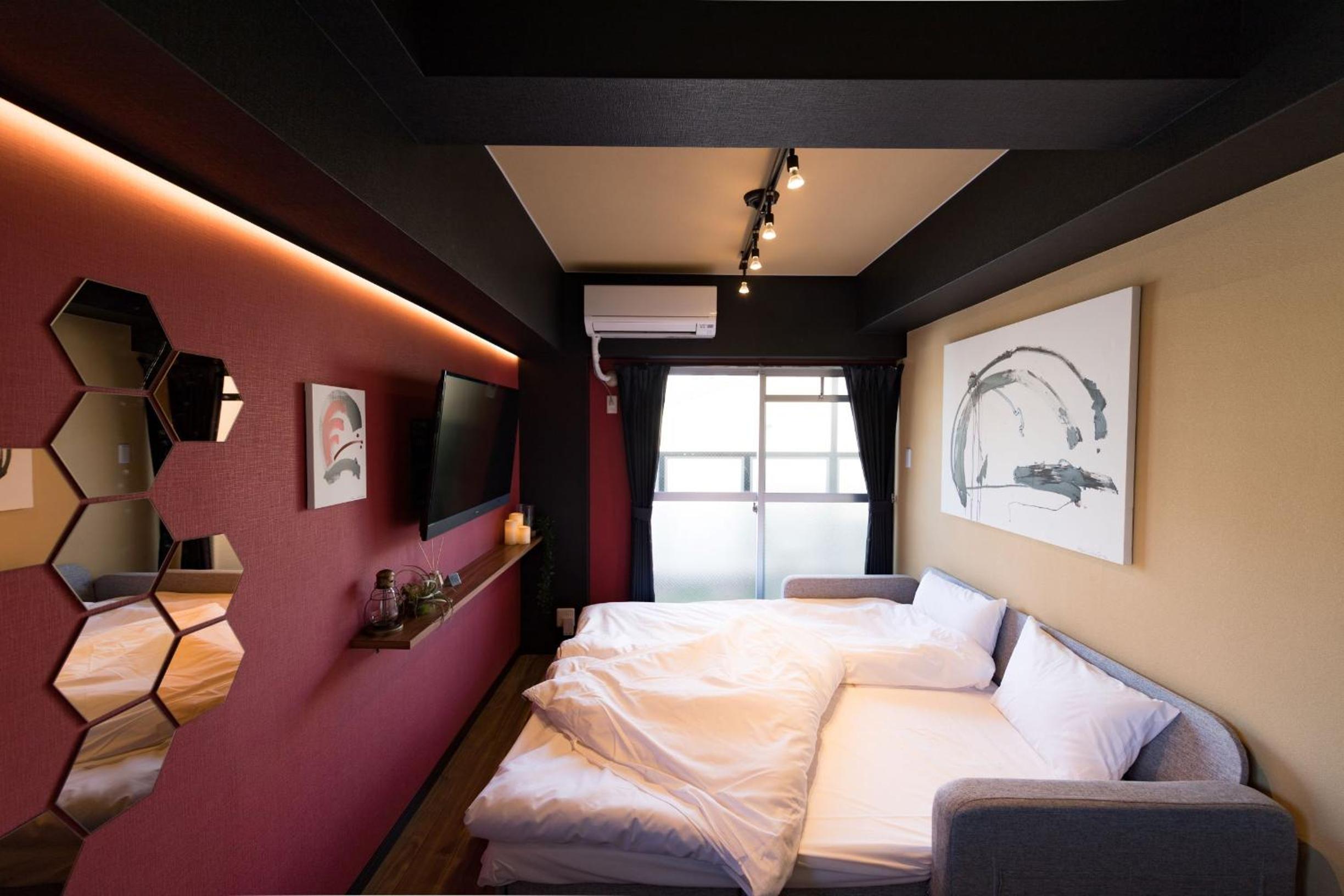 hotel room