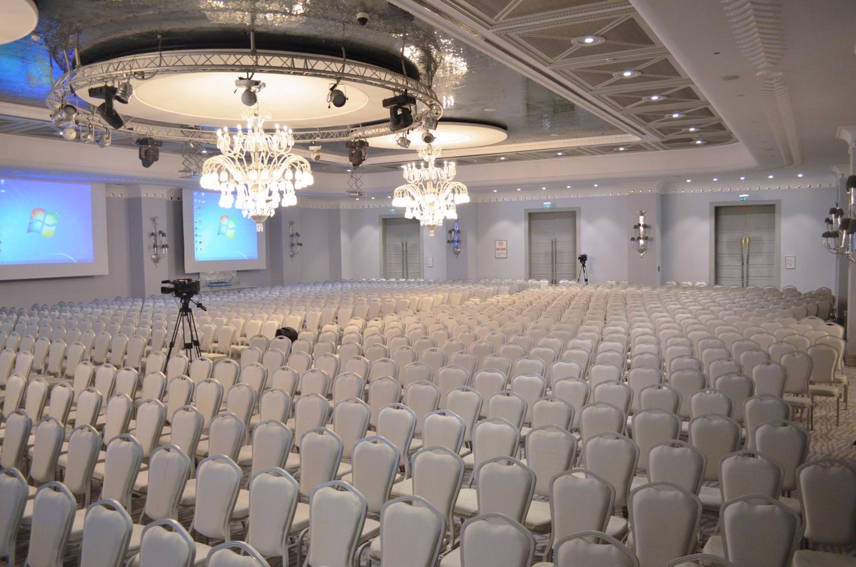 Wyndham Grand Istanbul Kalamış Marina Hotel - Image 100