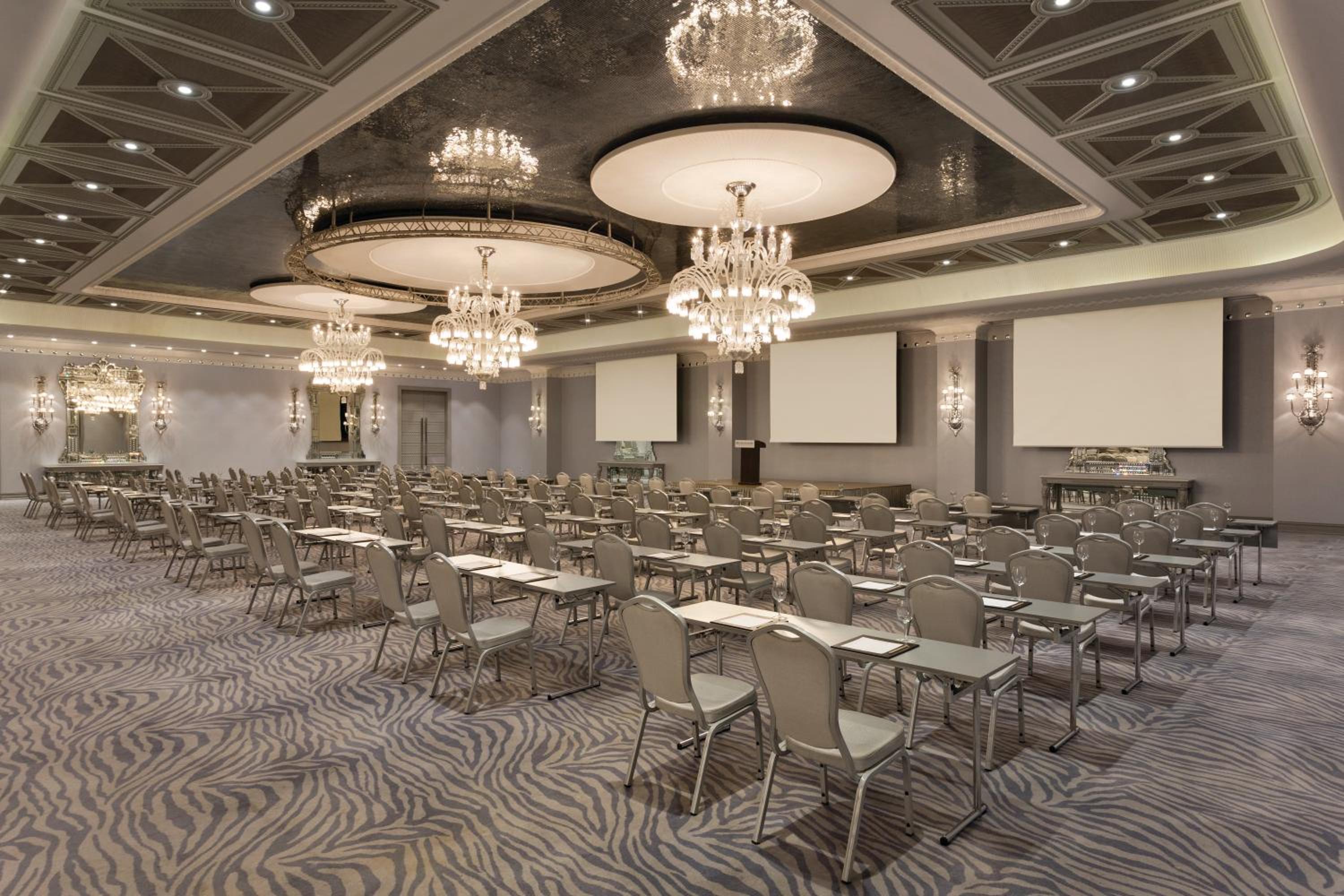 Wyndham Grand Istanbul Kalamış Marina Hotel - Image 98