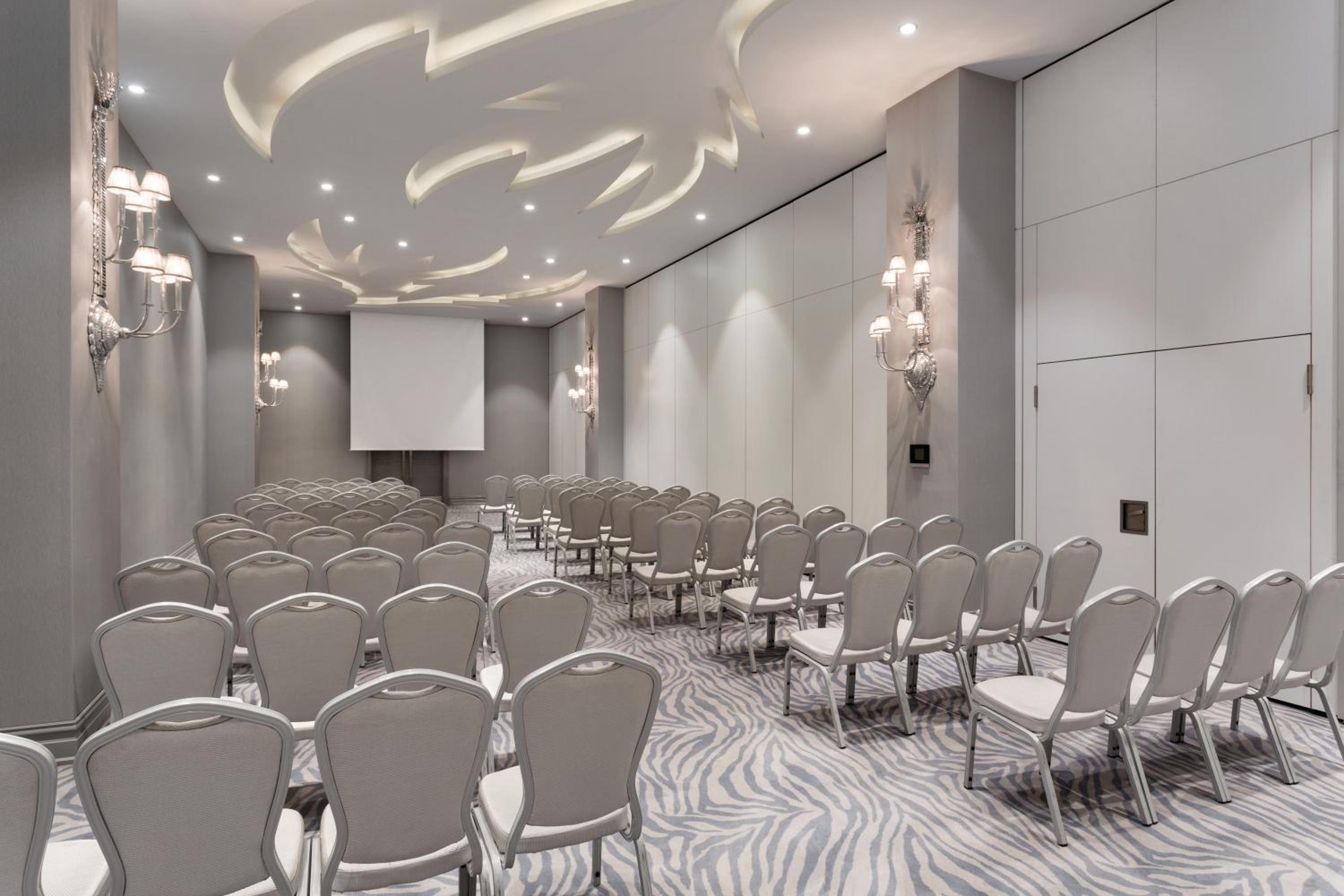 Wyndham Grand Istanbul Kalamış Marina Hotel - Image 94