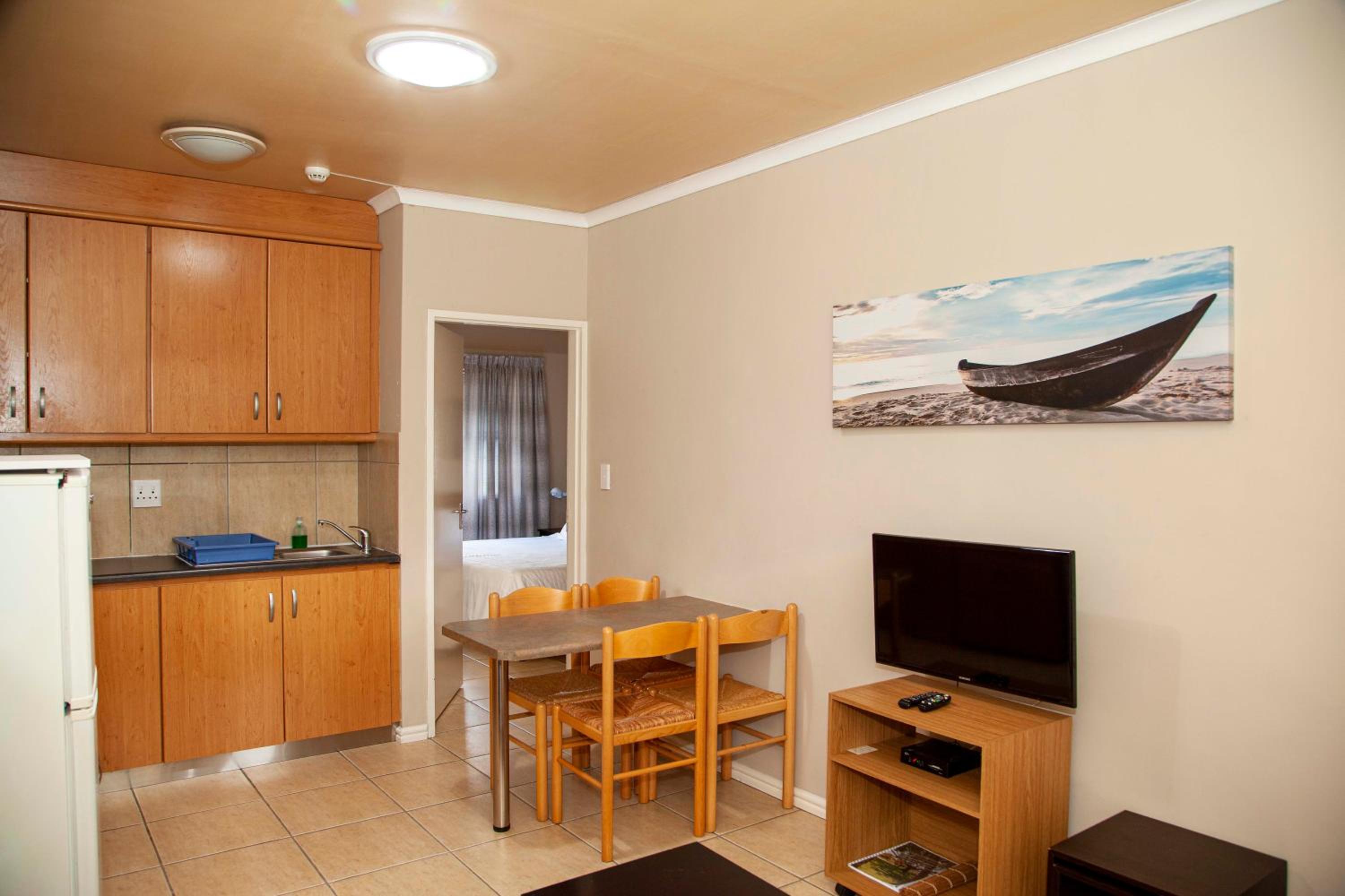 80 Kendal Self-Catering Guest House view 2