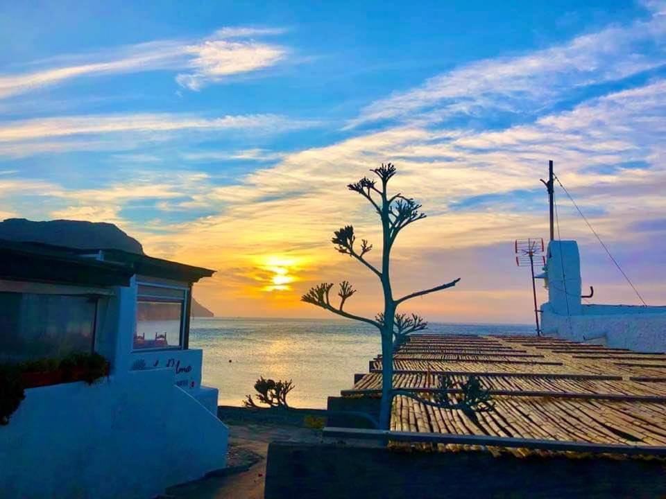 ZARATUSTRA. Rodalquilar CENTRO. GRAN terra. WIFI view 5