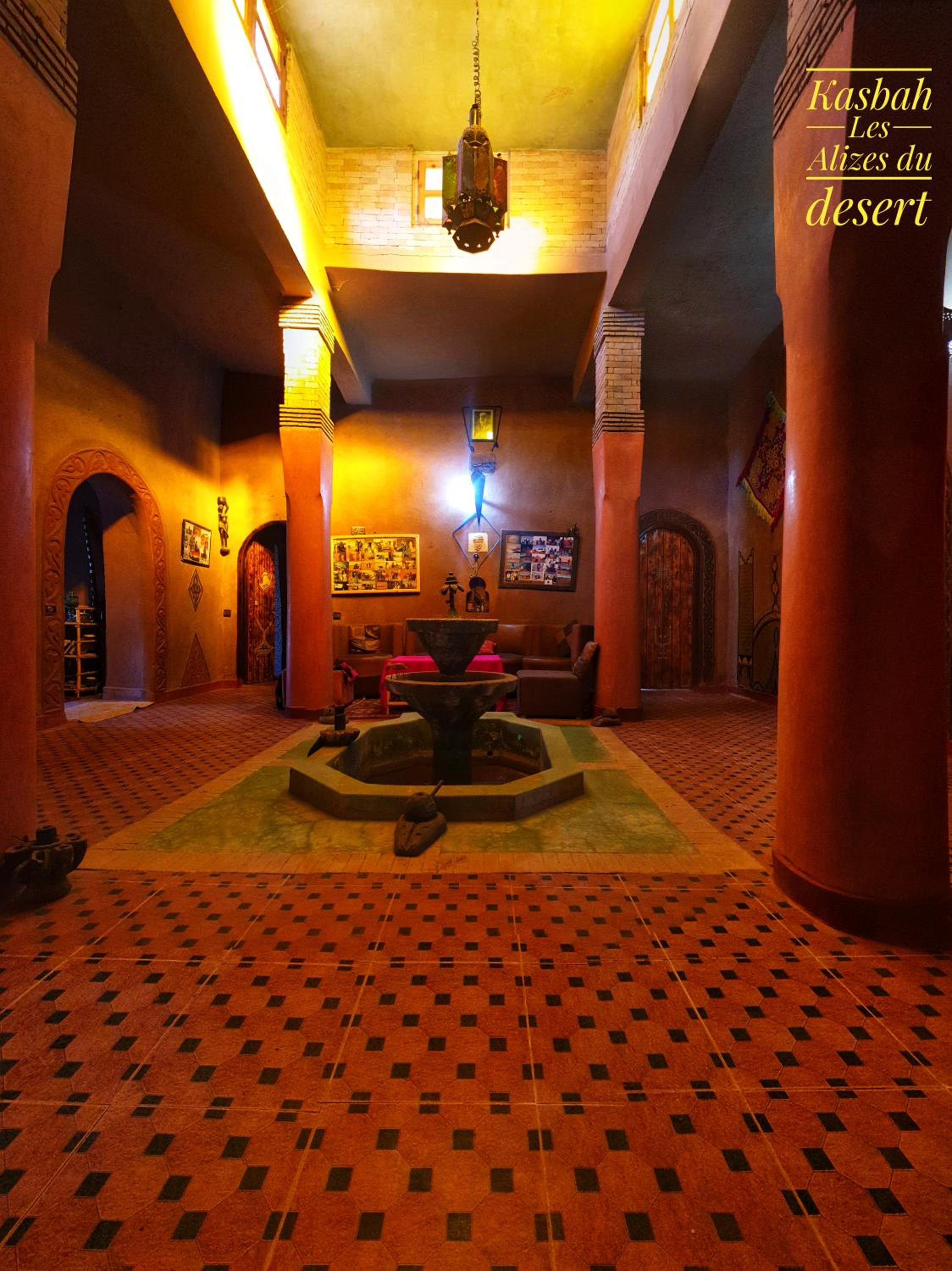 Kasbah Les Alizes Du Desert