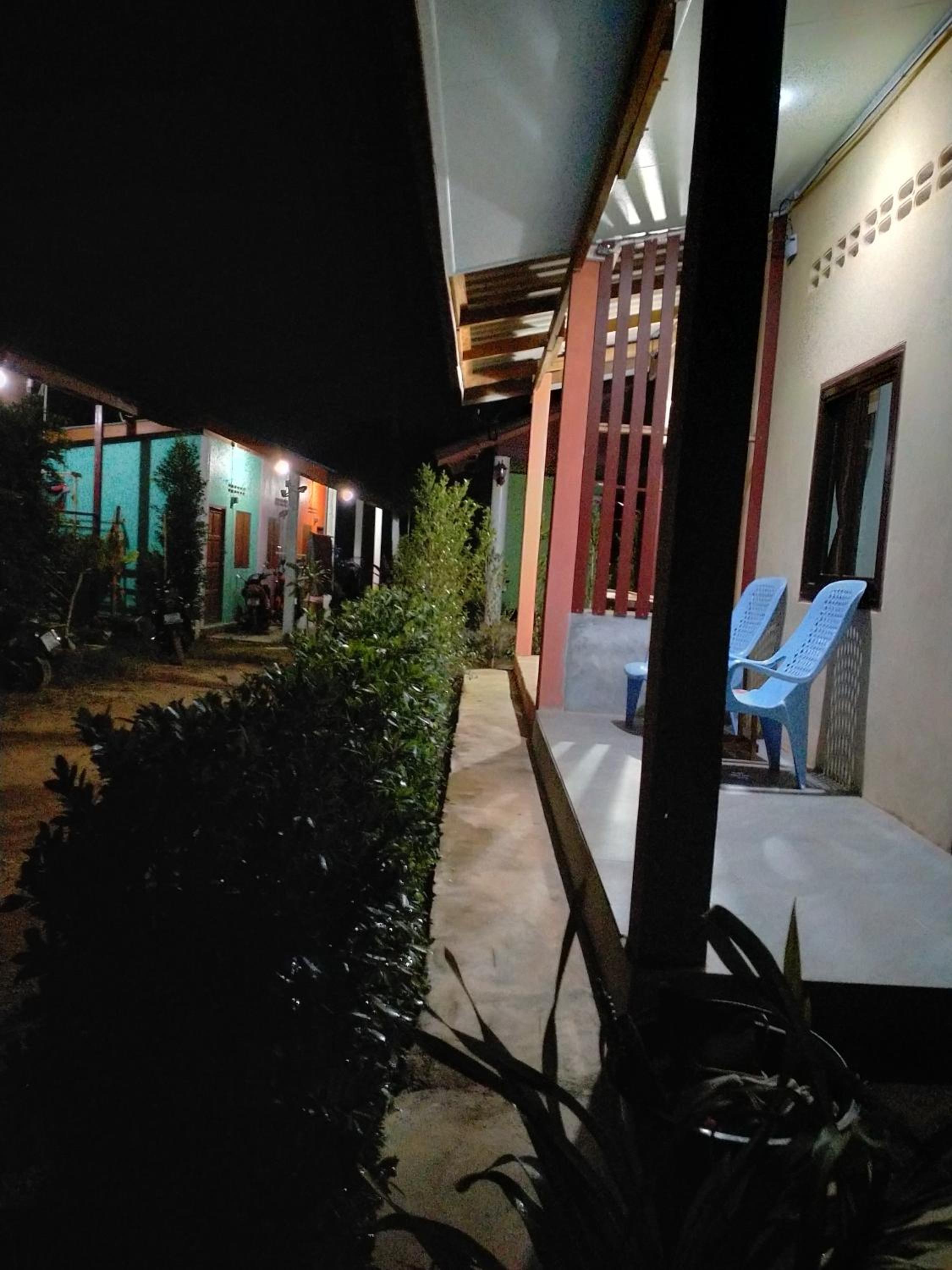 Photo 34