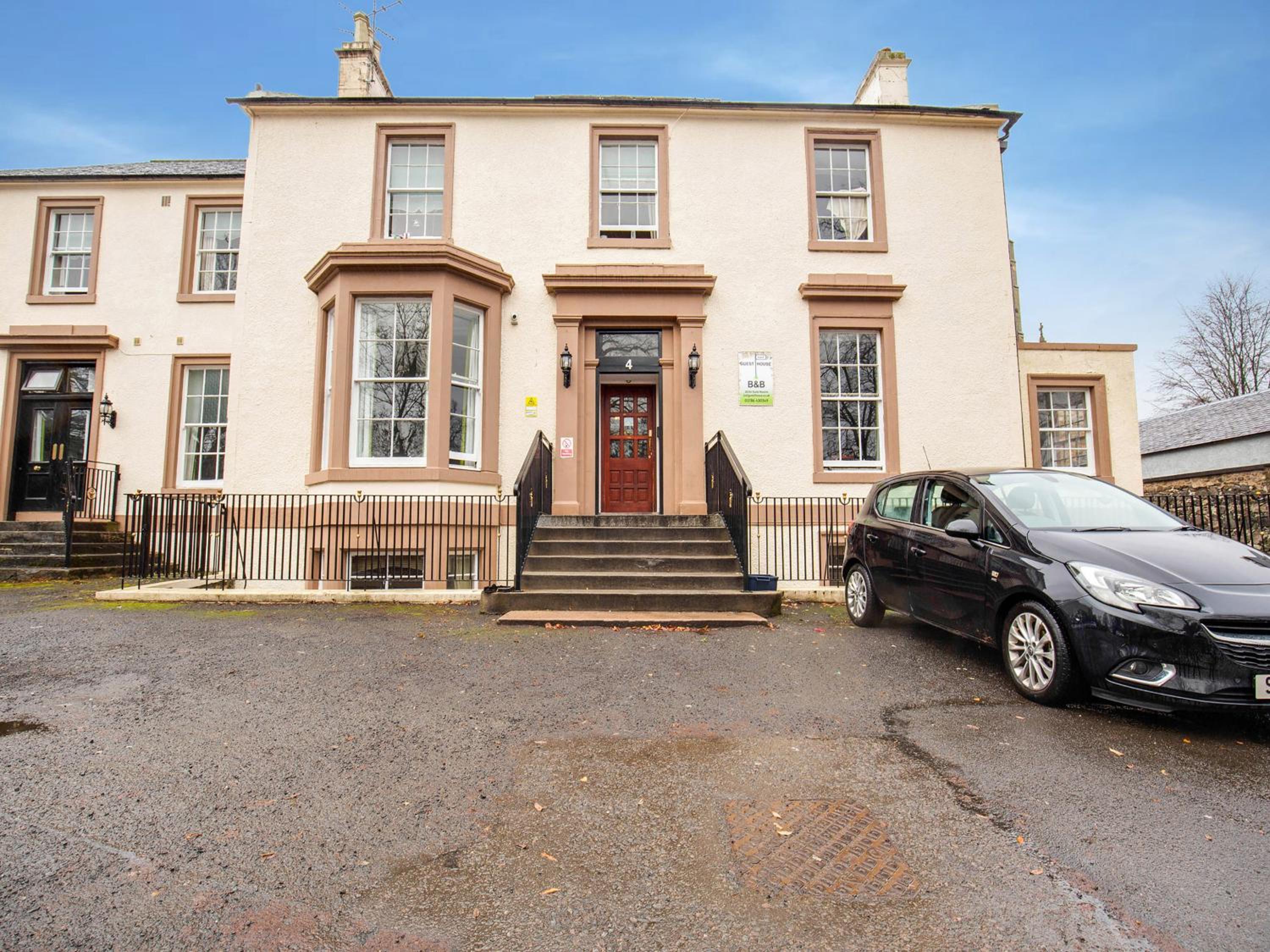 Hotel Lost Guest House Stirling - Image 1