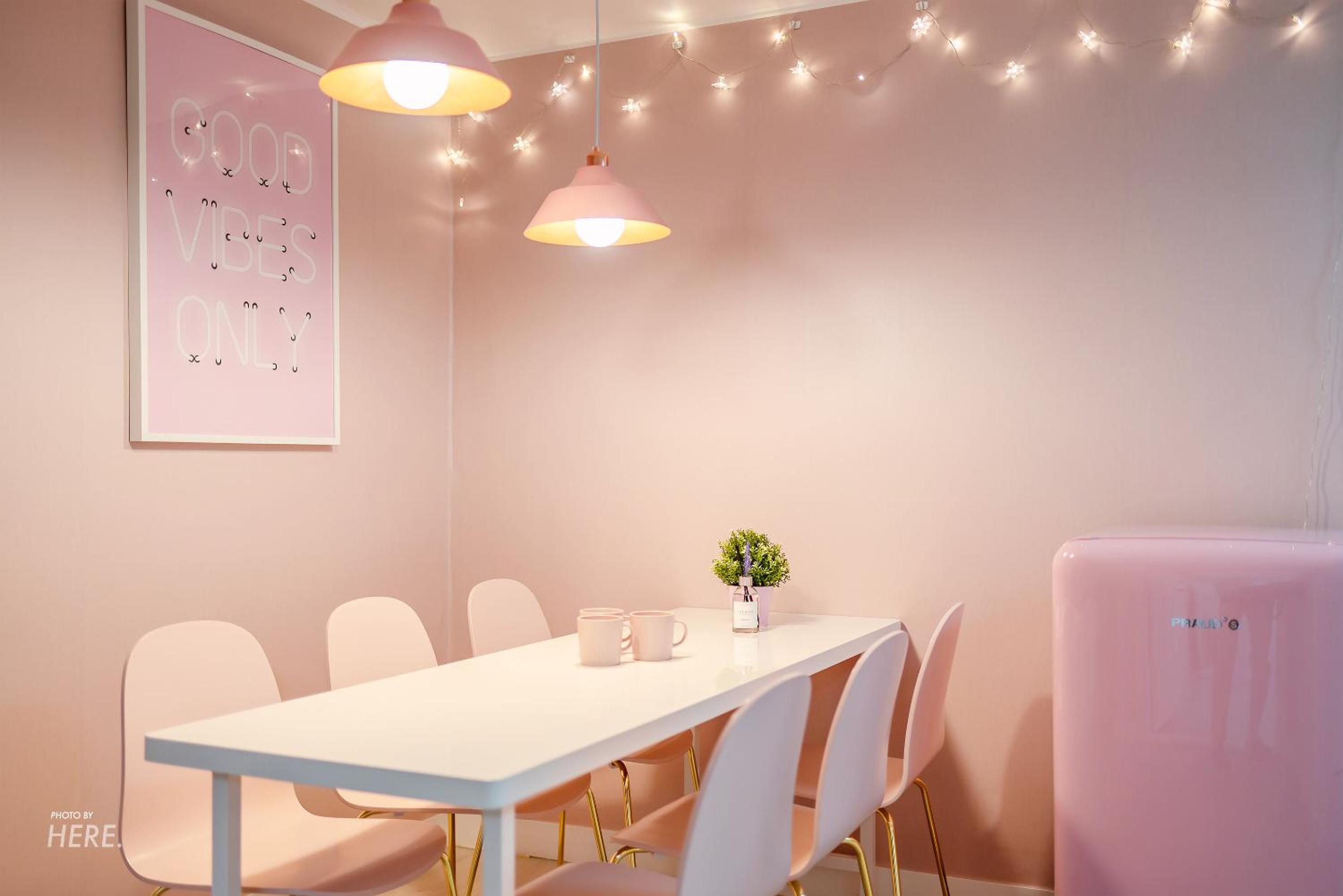 SeeU House Hongdae