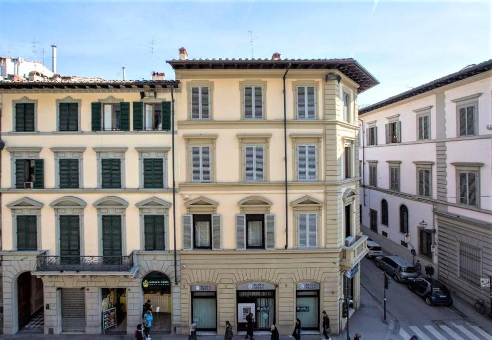 Charming Suite Cavour heart of Florence