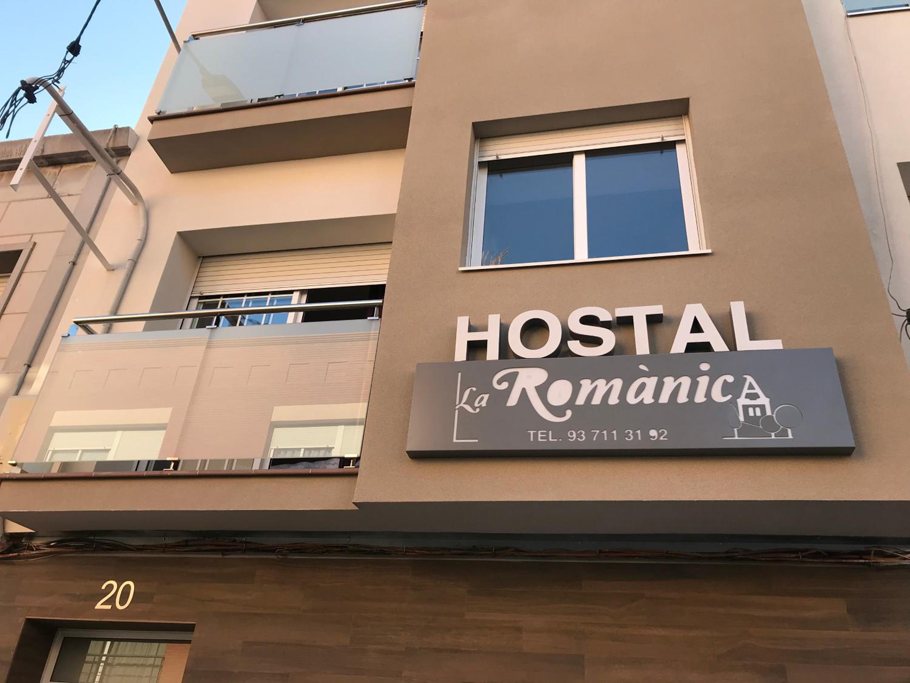 Hostal La Romànica view 3