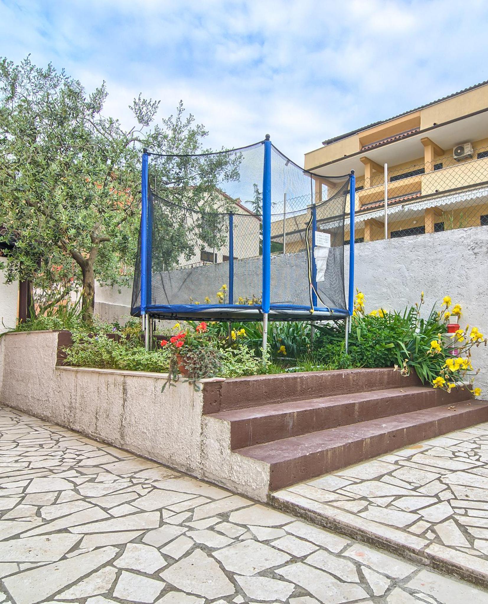 Apartments Mandić