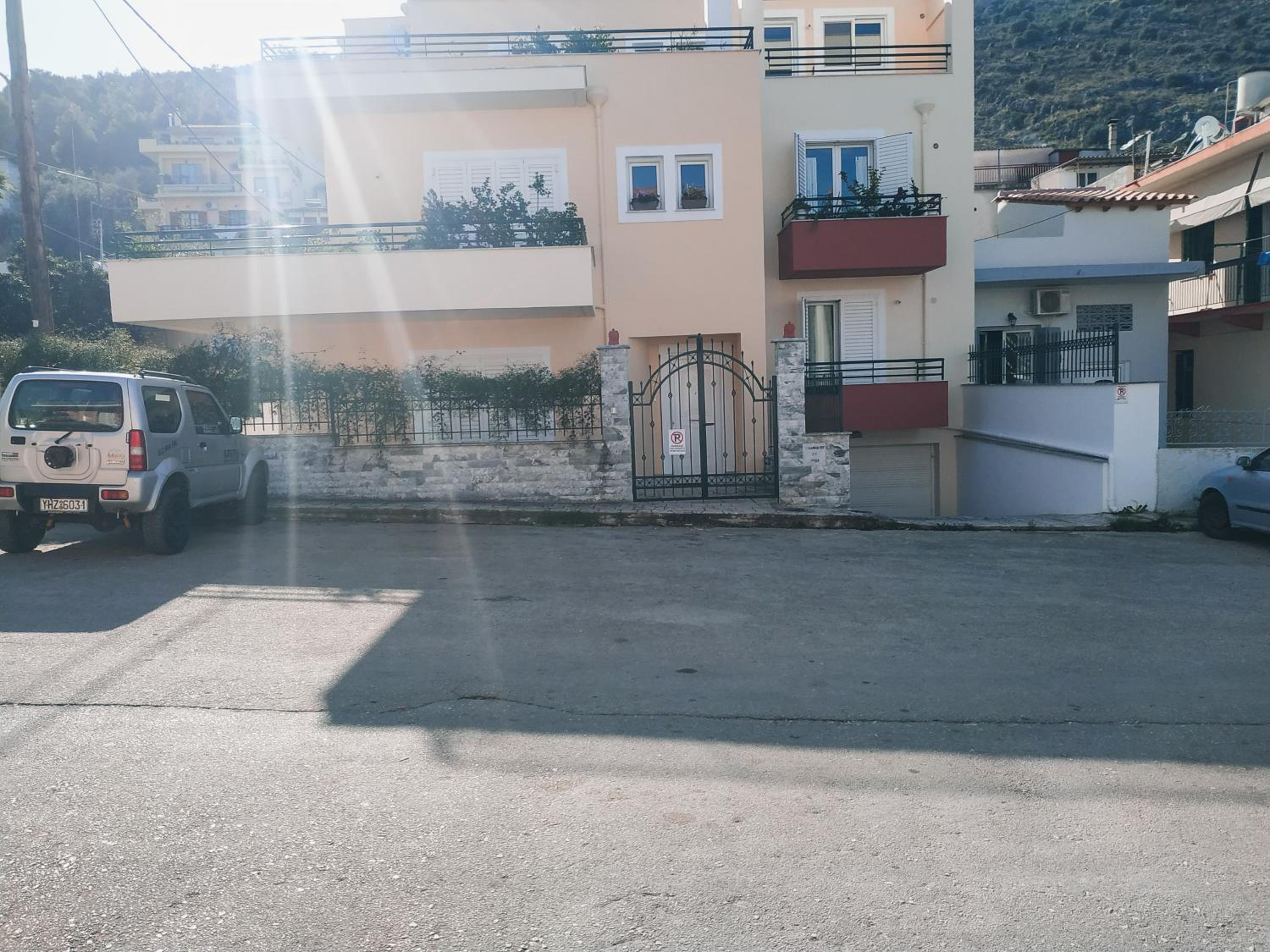 Photo 52