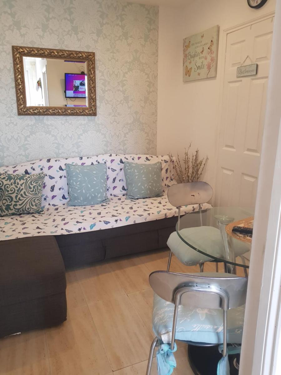 Marahanata Jadwin 1 BEAUTIFUL 1 BED ROOM FLAT
