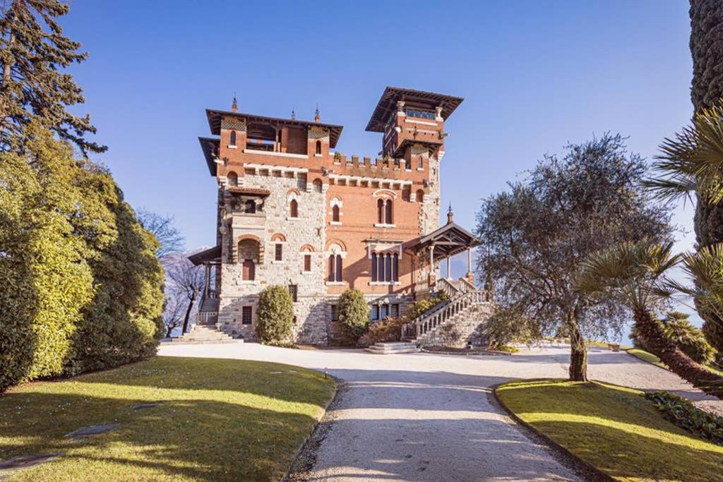 Villa Gaeta luxury apartment sleeps 8 guests photo 2