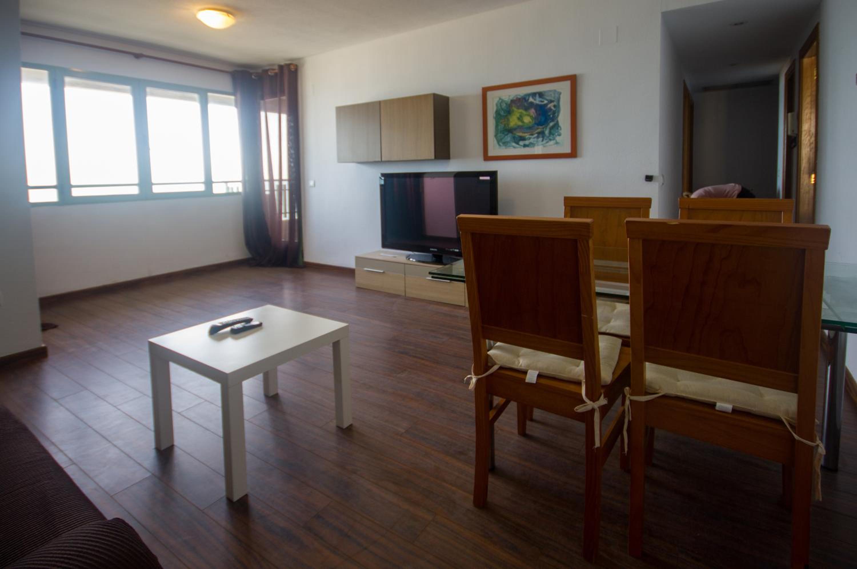 Front Sun Beach Apartment