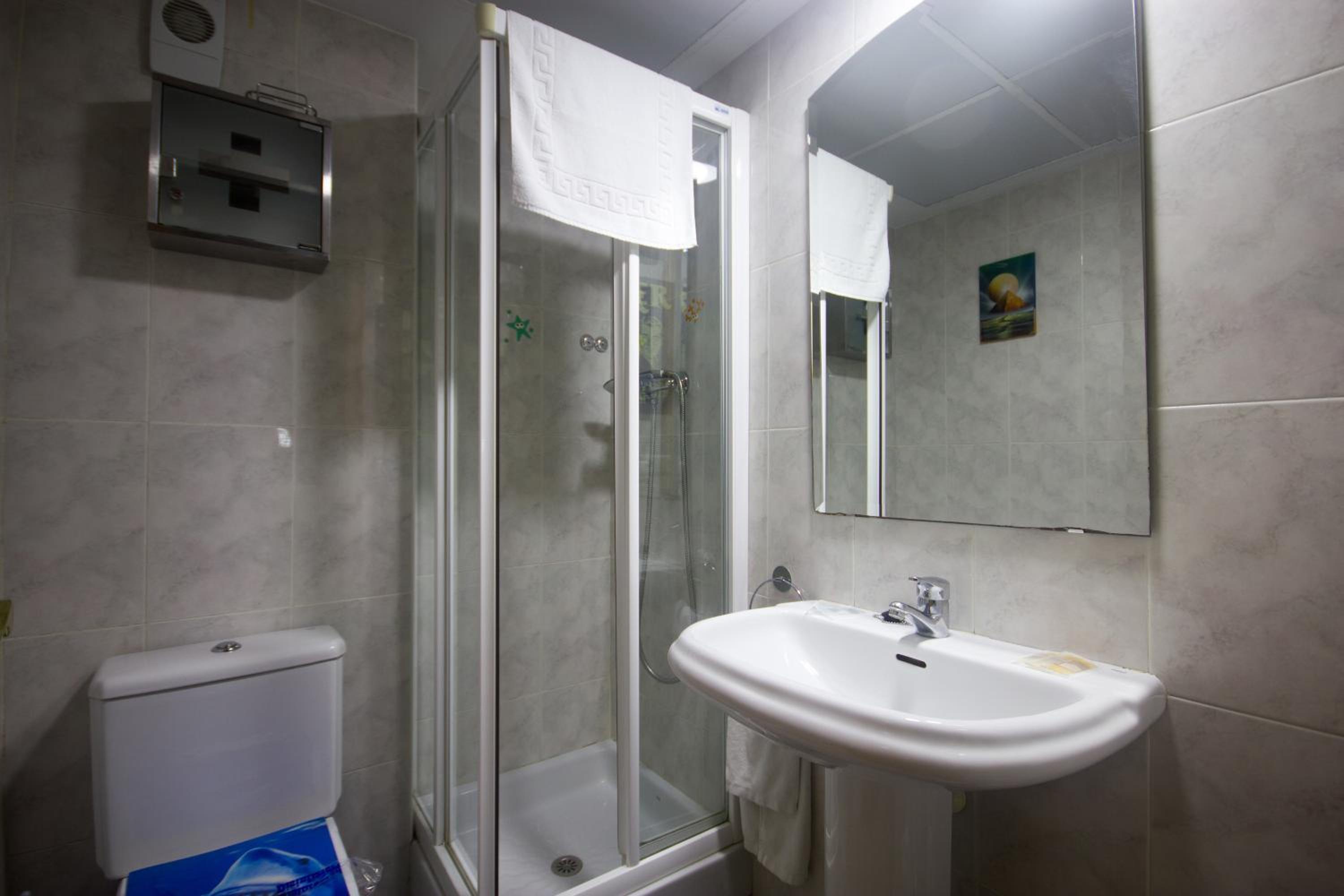 Front Sun Beach Apartment
