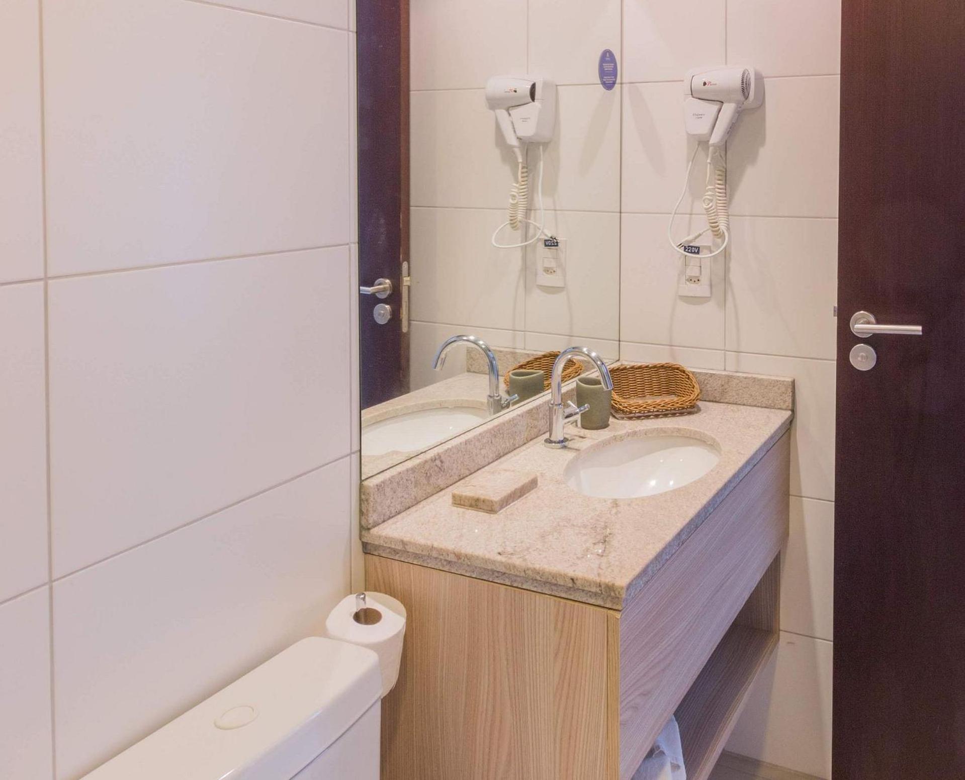 Excelente Flat em Boa Viagem 2 quartos Beach Class Ideal para Família ou Negócios NOB2105