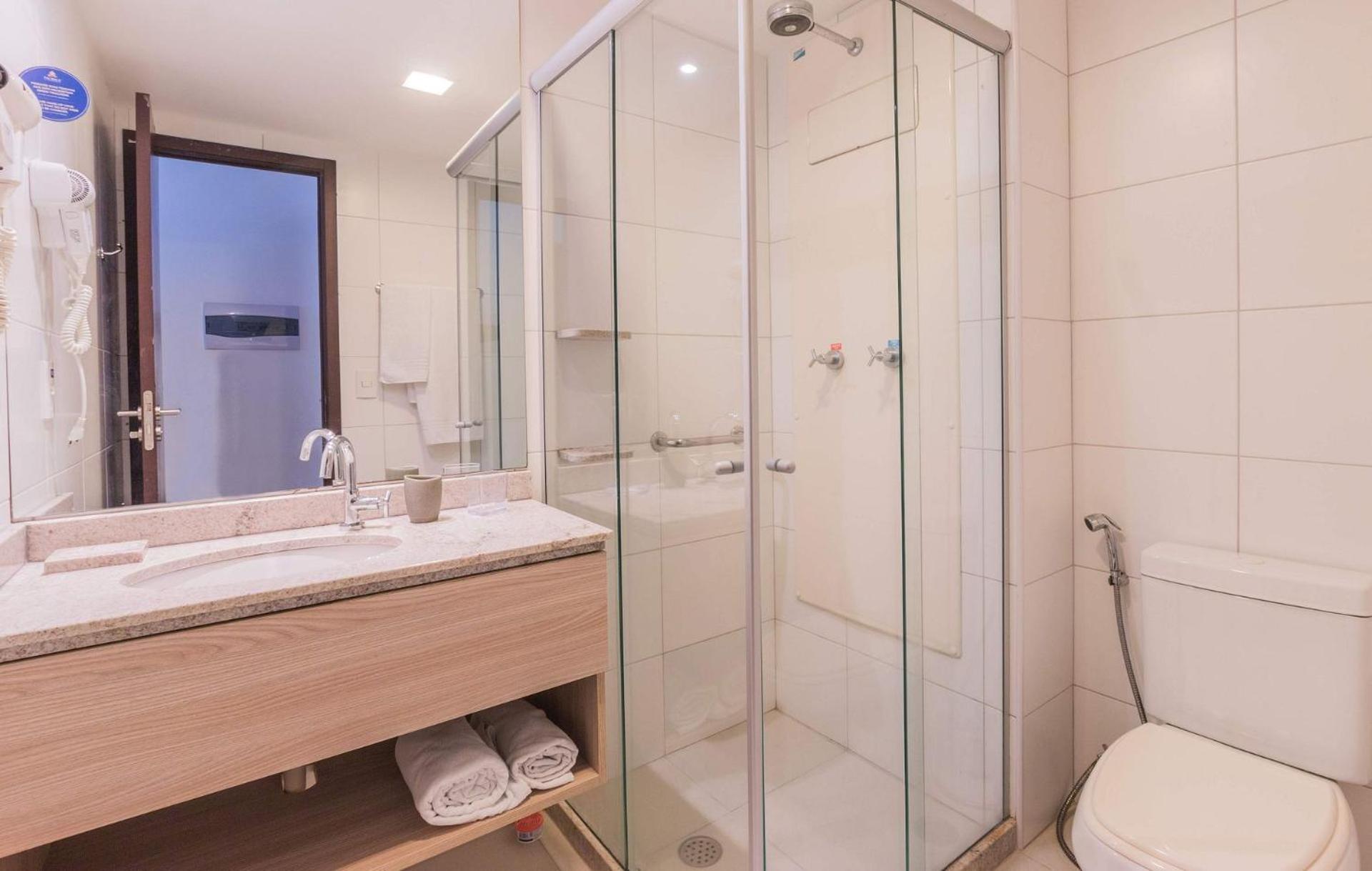 Excelente Flat em Boa Viagem 2 quartos Beach Class Ideal para Família ou Negócios NOB2105