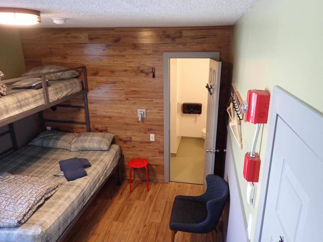 Jasper Vacations - Jasper Downtown Hostel - Property Image 8