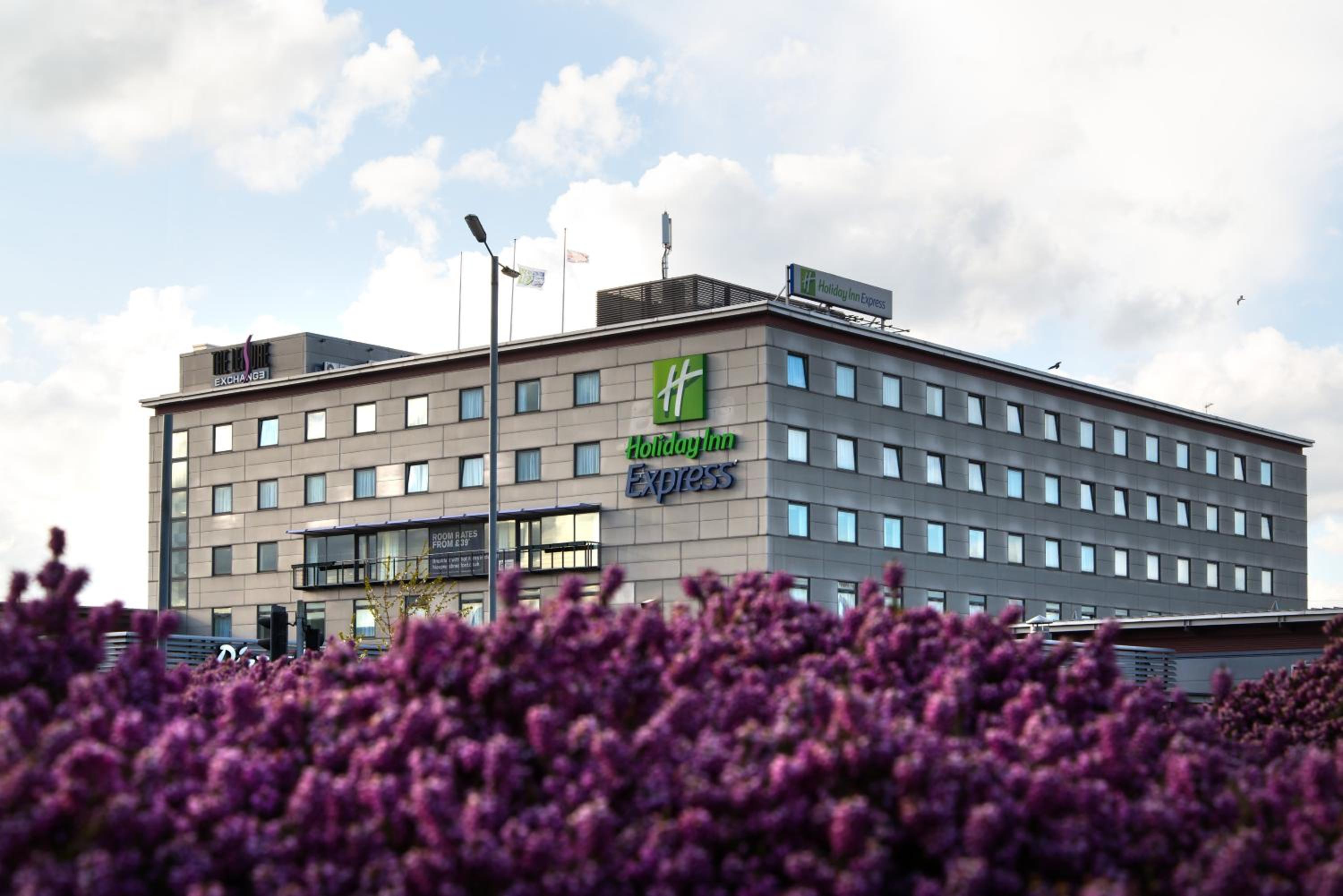 Bradford Vacations - Holiday Inn Express Bradford City Centre, an IHG Hotel - Property Image 1