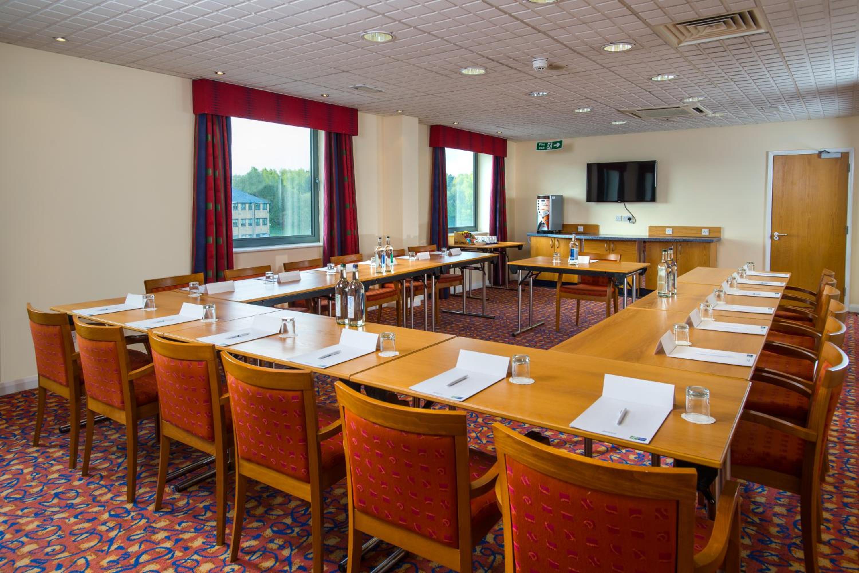 Bradford Vacations - Holiday Inn Express Bradford City Centre, an IHG Hotel - Property Image 5