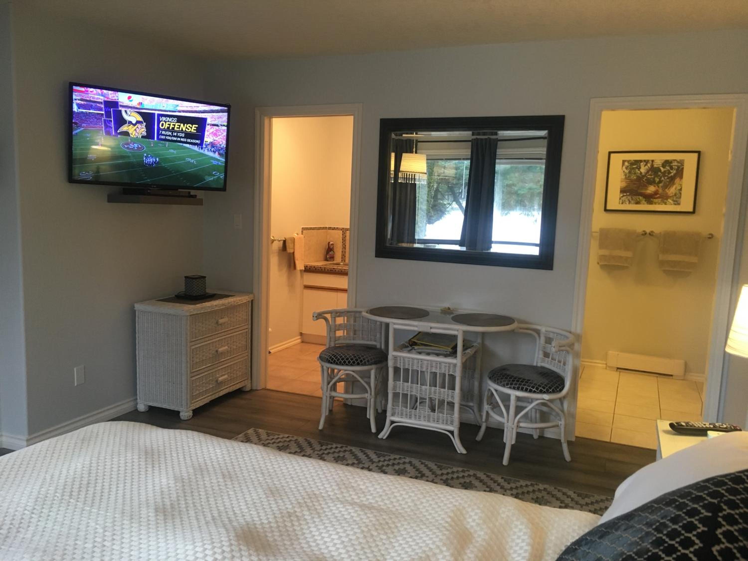 Long Lake Waterfront Bed and Breakfast