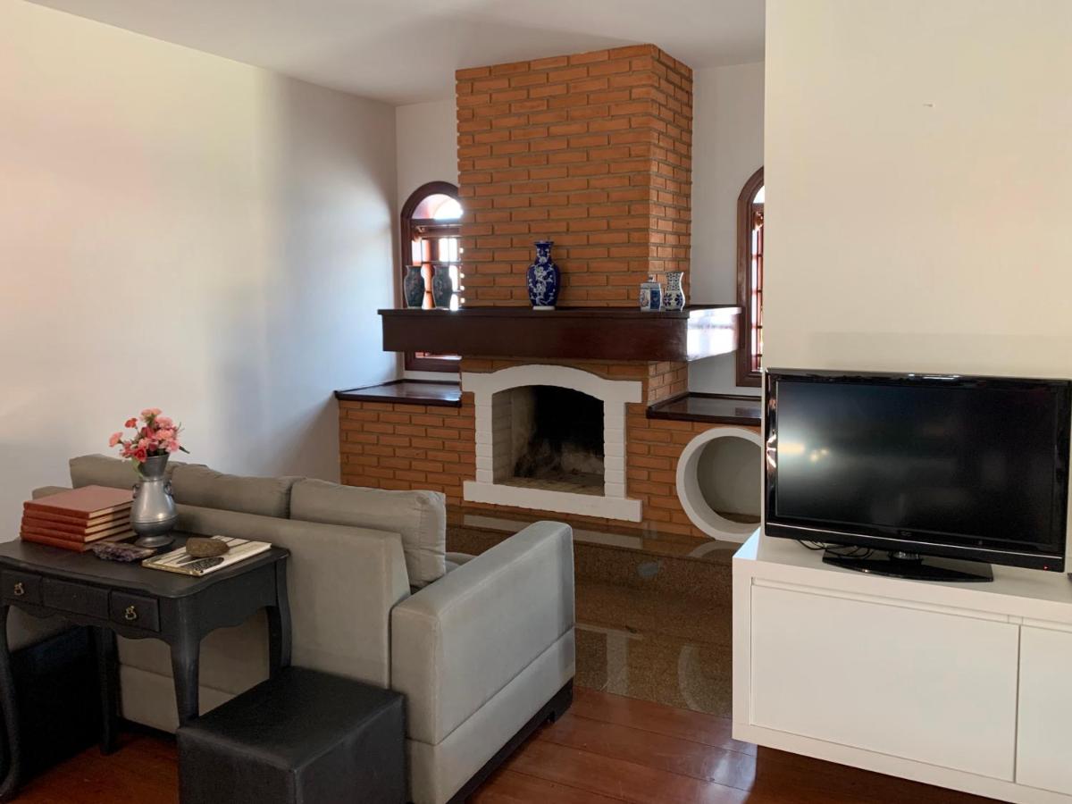 Casa em Águas de Lindóia!