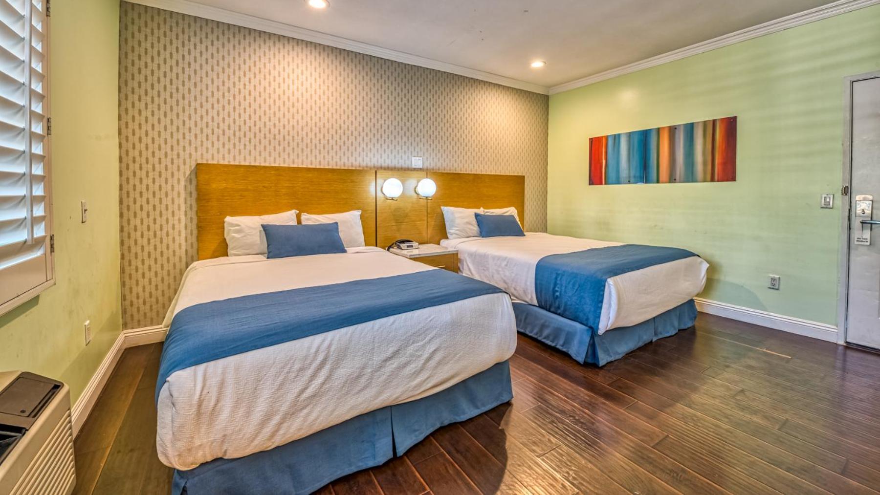 Hollywood City Inn